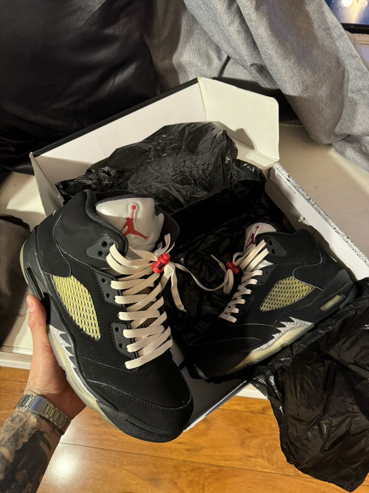 Air Jordan 5 Black Metallic Retro OG 2016