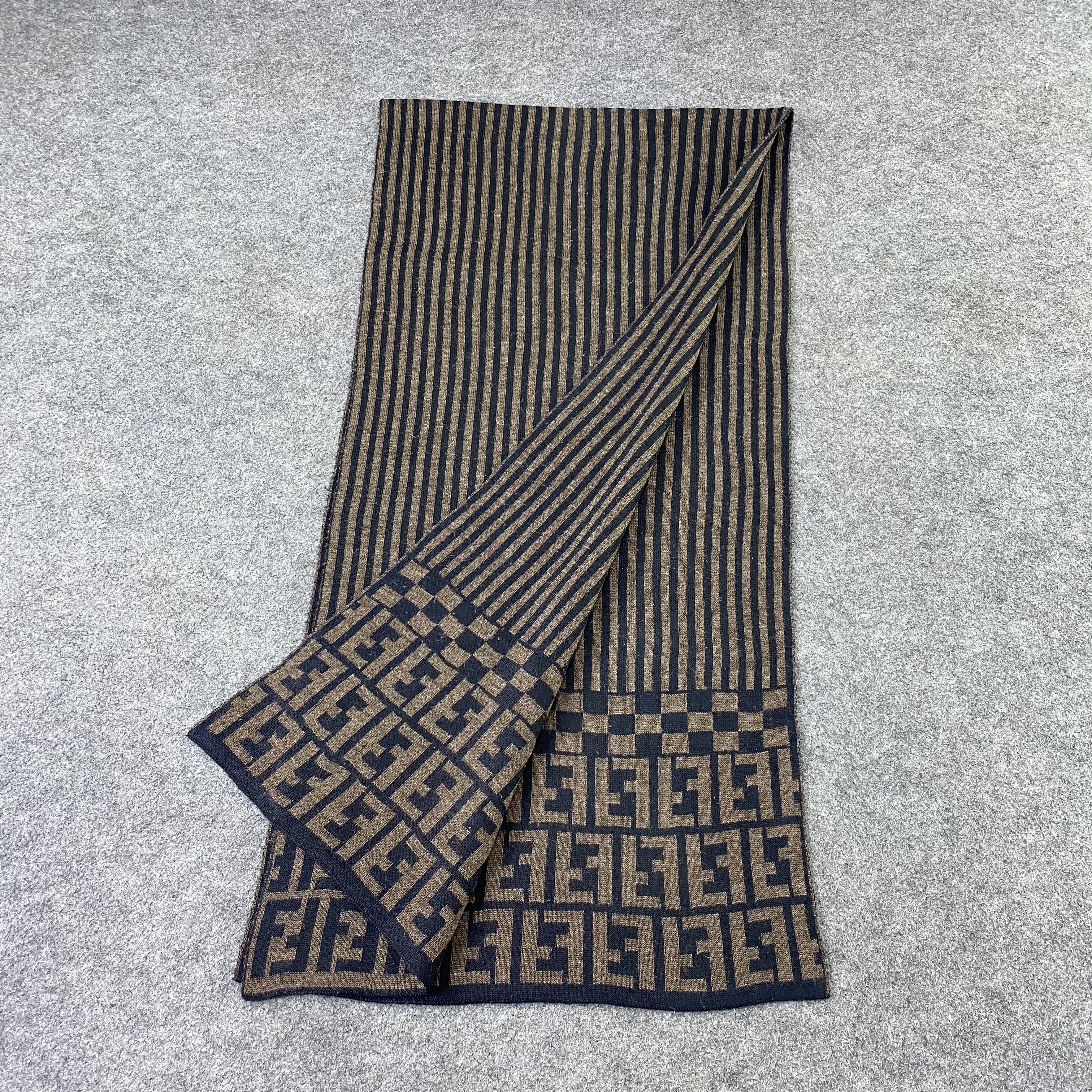 Fendi Fendi Muffler / Scarf / Neckwear - T1342 Size ONE SIZE - 3 Thumbnail