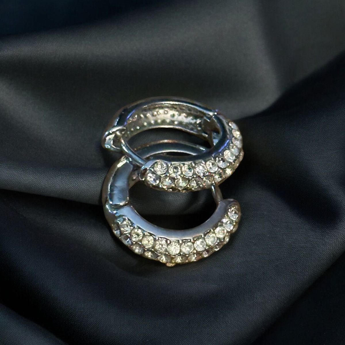 Other Silver tone paved micro hoop earrings Size ONE SIZE - 1 Thumbnail