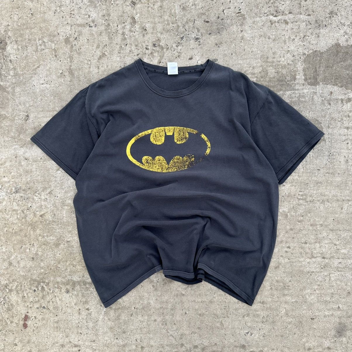 DC Comics × Japanese Brand Vintage Japanese Style Adult Batman Big Logo T-shirts Comics Size US XXL / EU 58 / 5 - 1 Thumbnail