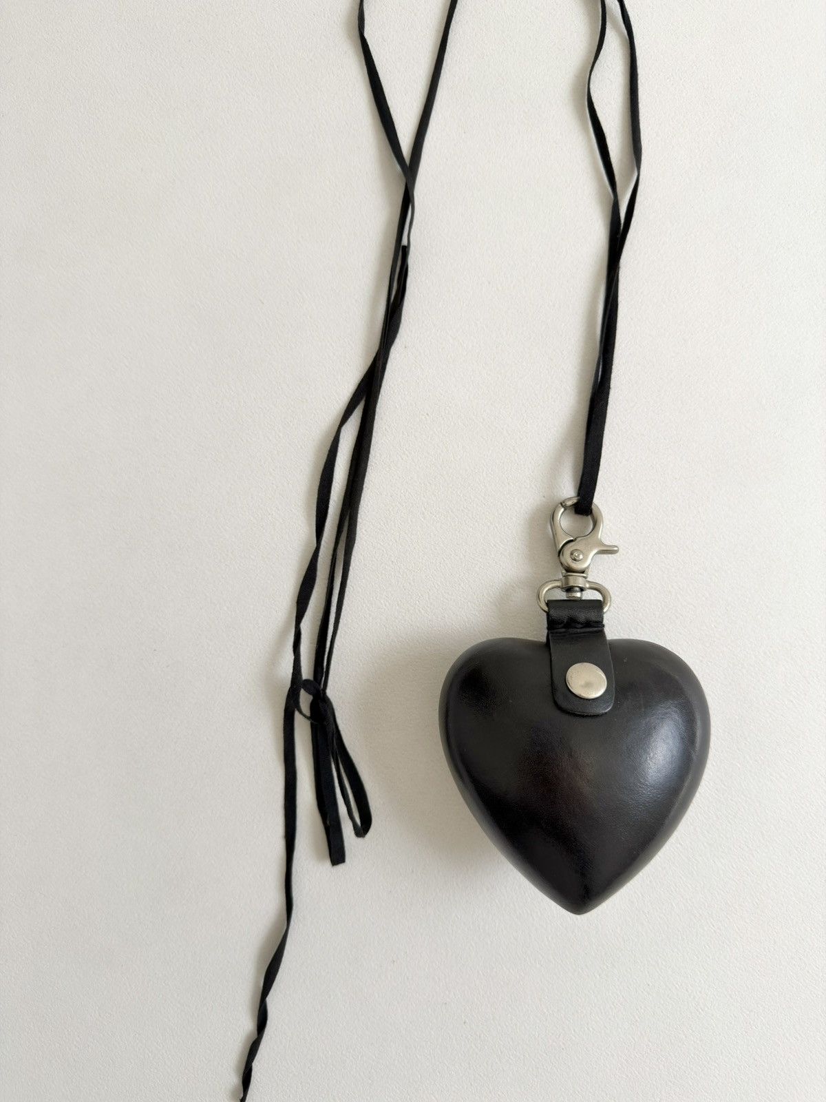 Ann Demeulemeester Black Leather Heart Shaped Locket Necklace Size ONE SIZE - 5 Thumbnail