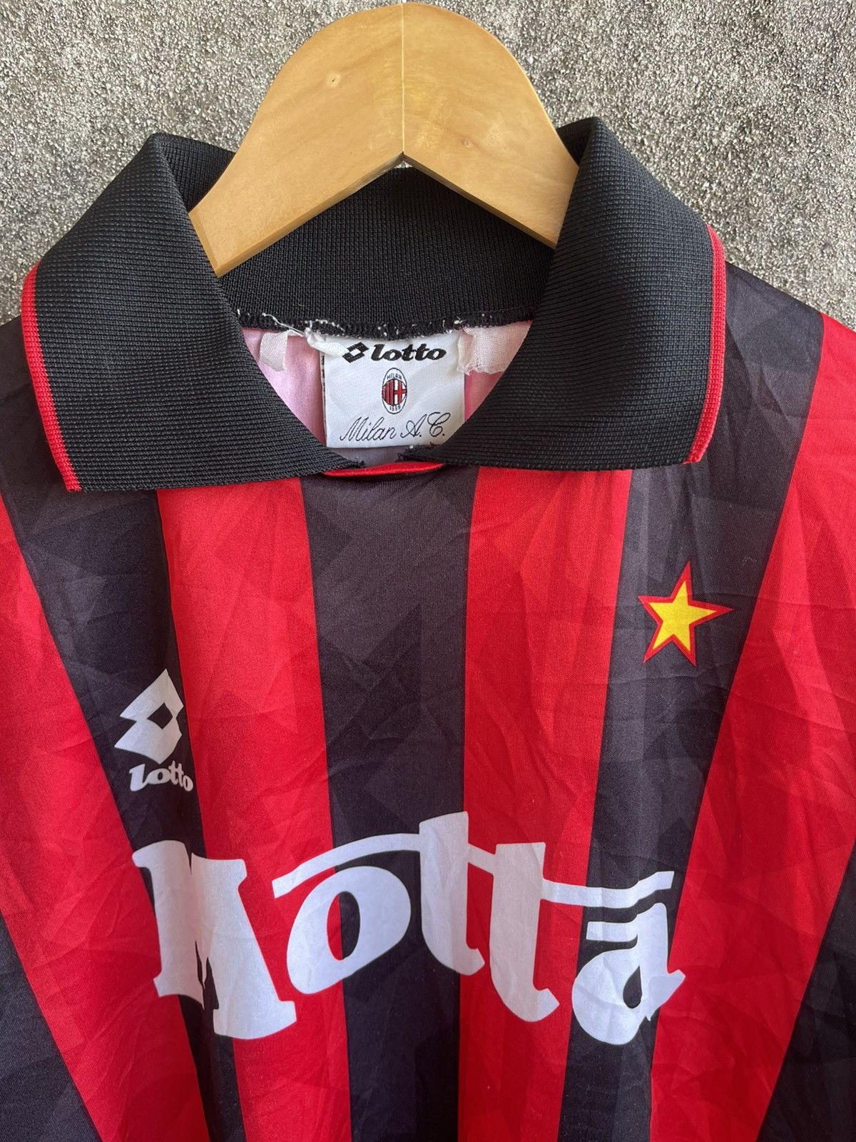 Lotto Sport Vintage’93-94🔥AC MILAN🔥LOTTO HOME FOOTBALL CLUB JERSEY L/S Size US L / EU 52-54 / 3 - 6 Thumbnail
