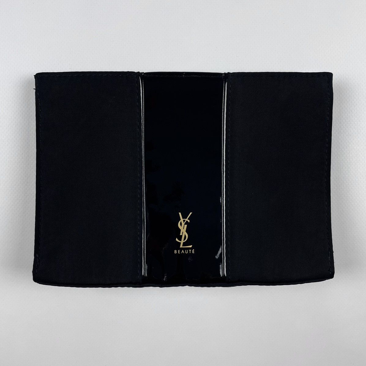 Yves Saint Laurent Yves Saint Laurent YSL Beaute Cosmetic Bag Size ONE SIZE - 2 Thumbnail