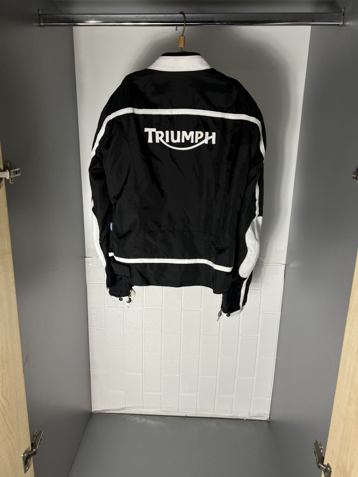 Harley Davidson VINTAGE TRIUMPH MOTORCYCLE JACKET RACING NASCAR BIKE Y2K 90s Size US M / EU 48-50 / 2 - 16 Thumbnail