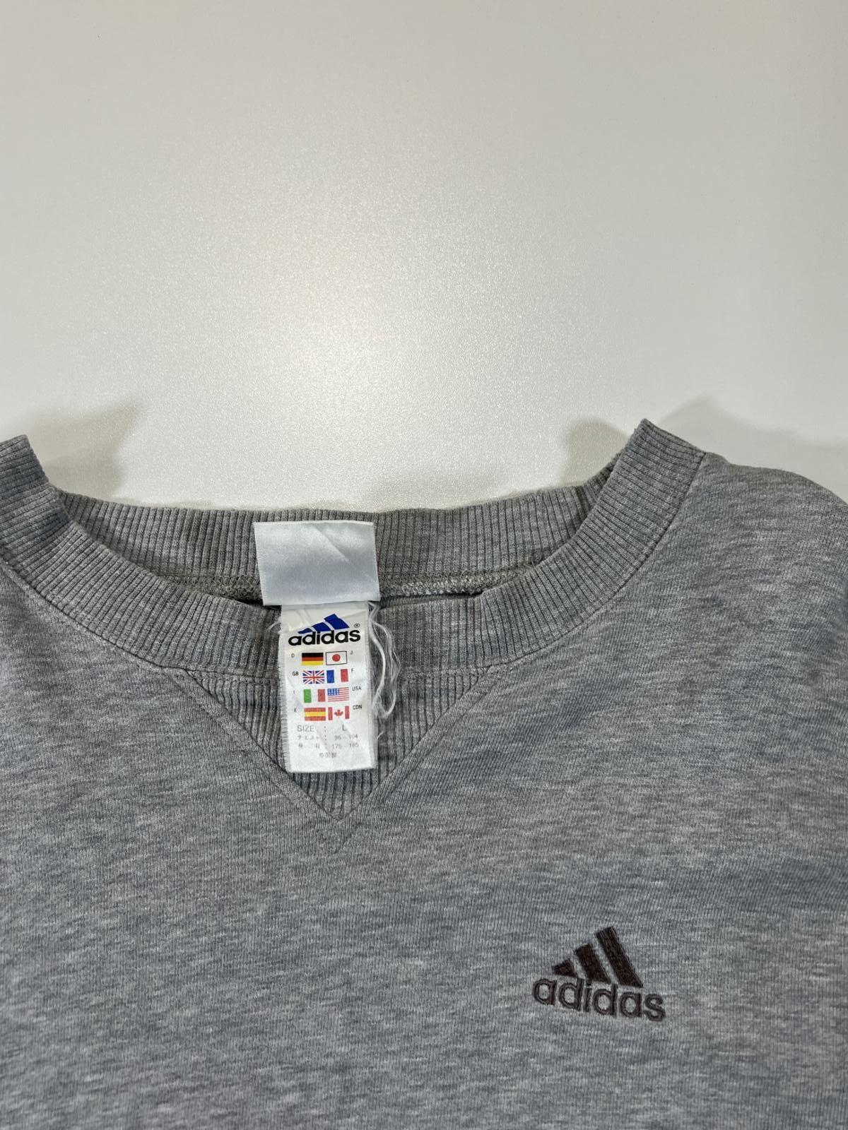 Adidas Vintage Adidas Grey V-Neck Sweatshirt Size US L / EU 52-54 / 3 - 6 Thumbnail