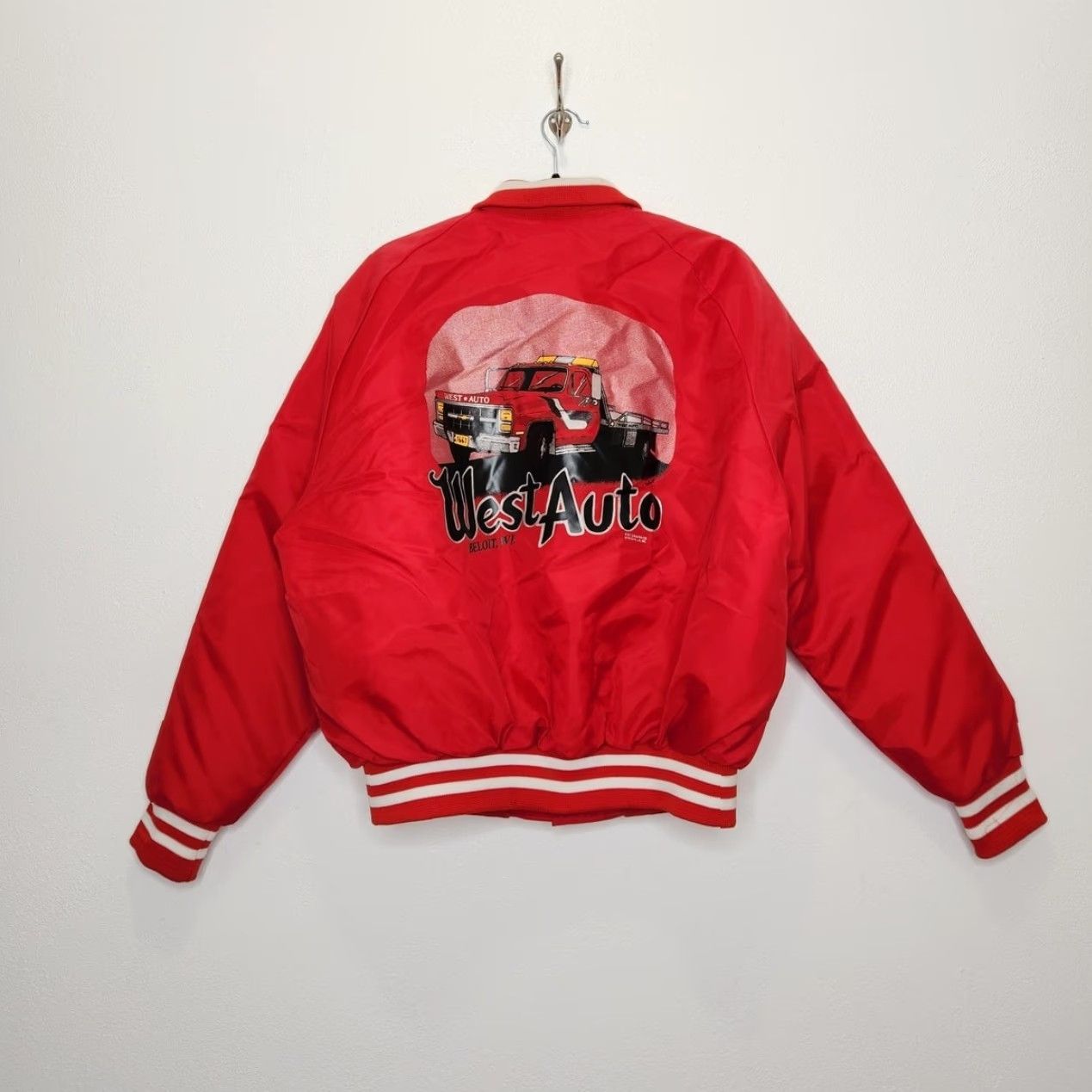 Vintage VINTAGE West Auto Beloit Wisconsin Chevy Chevrolet Satin Bomber Jacket Large Manufacturer Aristo Jac Red Unisex Adults Jacket Mens Size US L / EU 52-54 / 3 - 7 Thumbnail