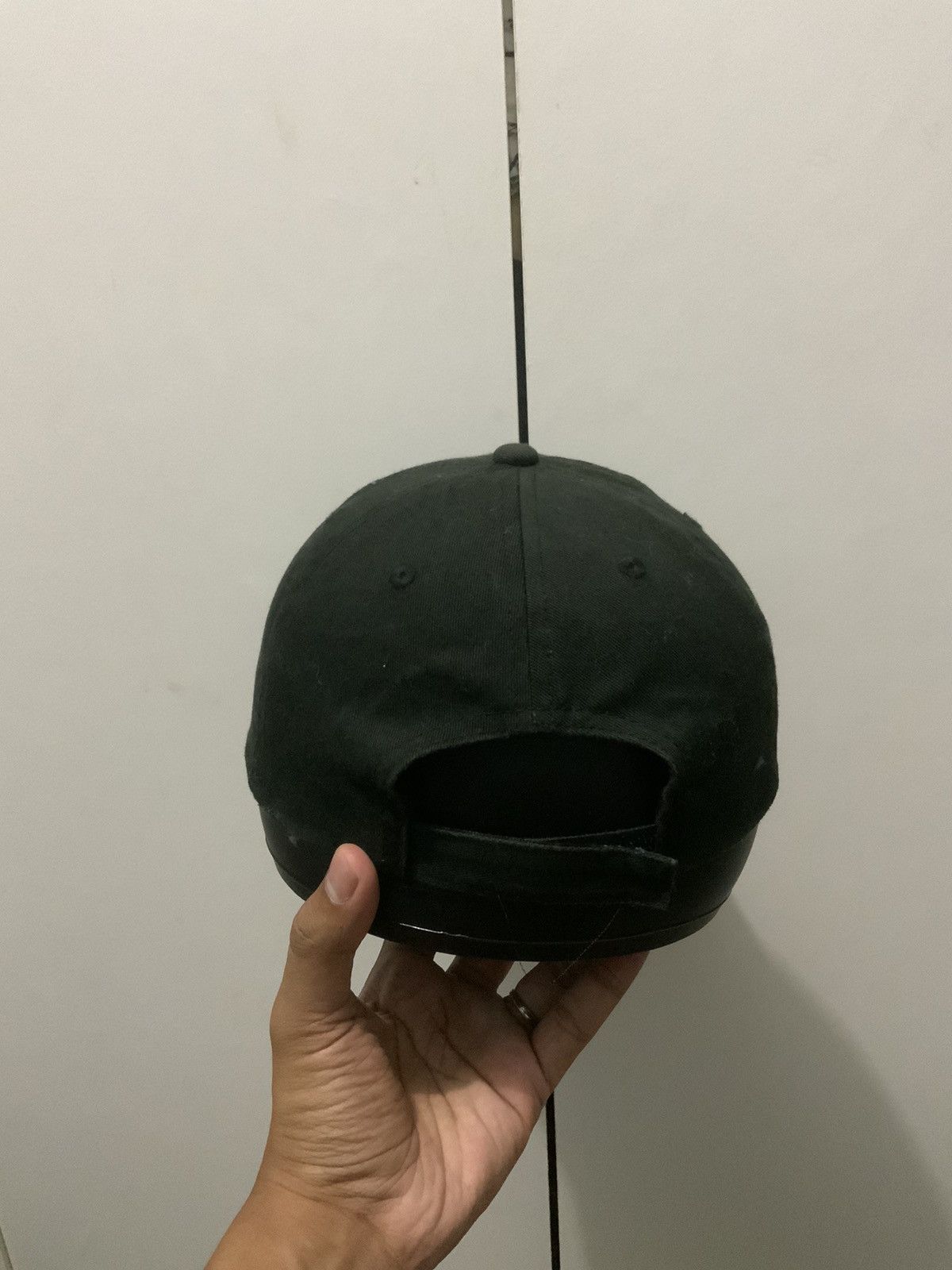 If Six Was Nine My Dears Spellout Black Hat Size ONE SIZE - 3 Thumbnail