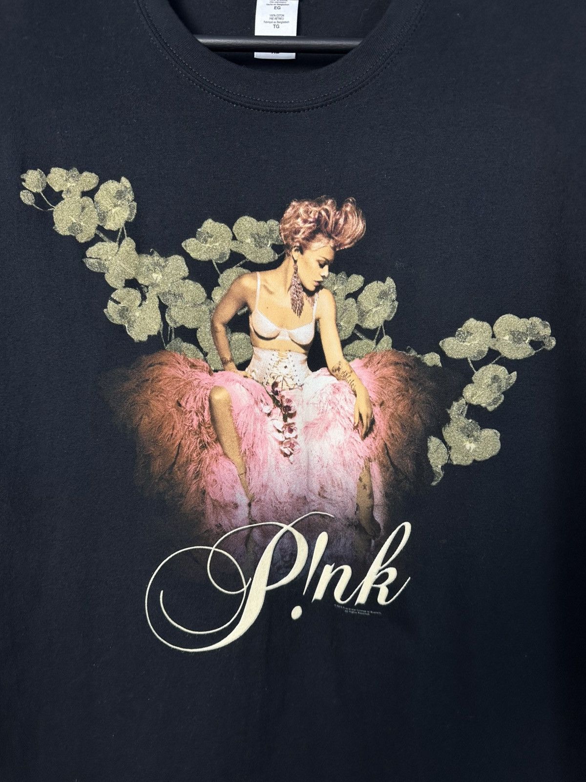 Vintage Pink The Truth About Love World Tour 2013 Printed T-shirt Size US XL / EU 56 / 4 - 3 Thumbnail