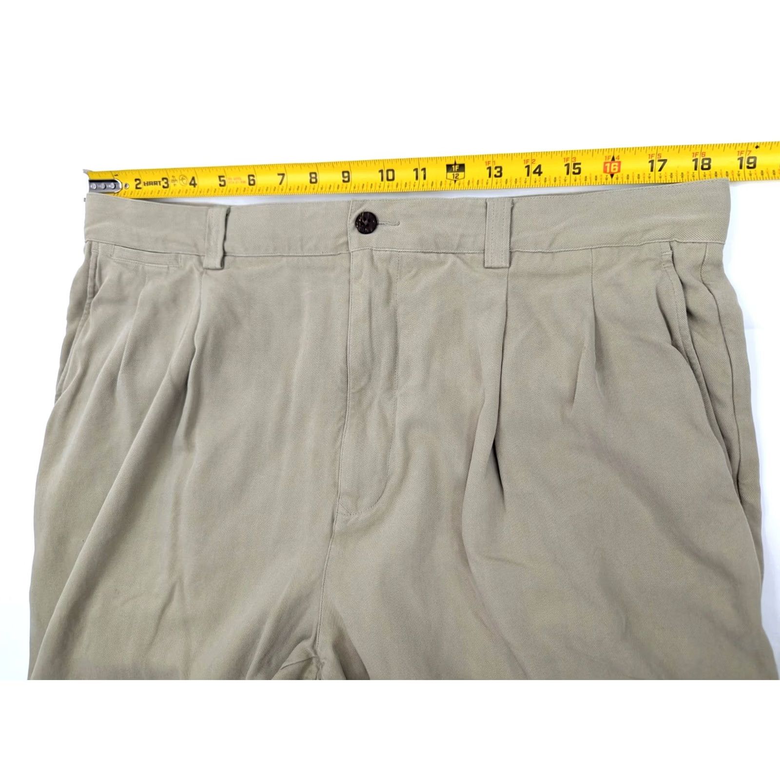 Tommy Bahama Tommy Bahama Pants Silk Pleated Beige Tan Golf 100% 38 (Fits 37x31) Men’s Size US 37 - 7 Thumbnail