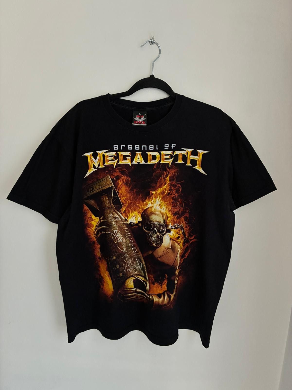 Band Tees Vintage Band tee Megadeth Arsenal of merch hot rock Size US L / EU 52-54 / 3 - 1 Thumbnail