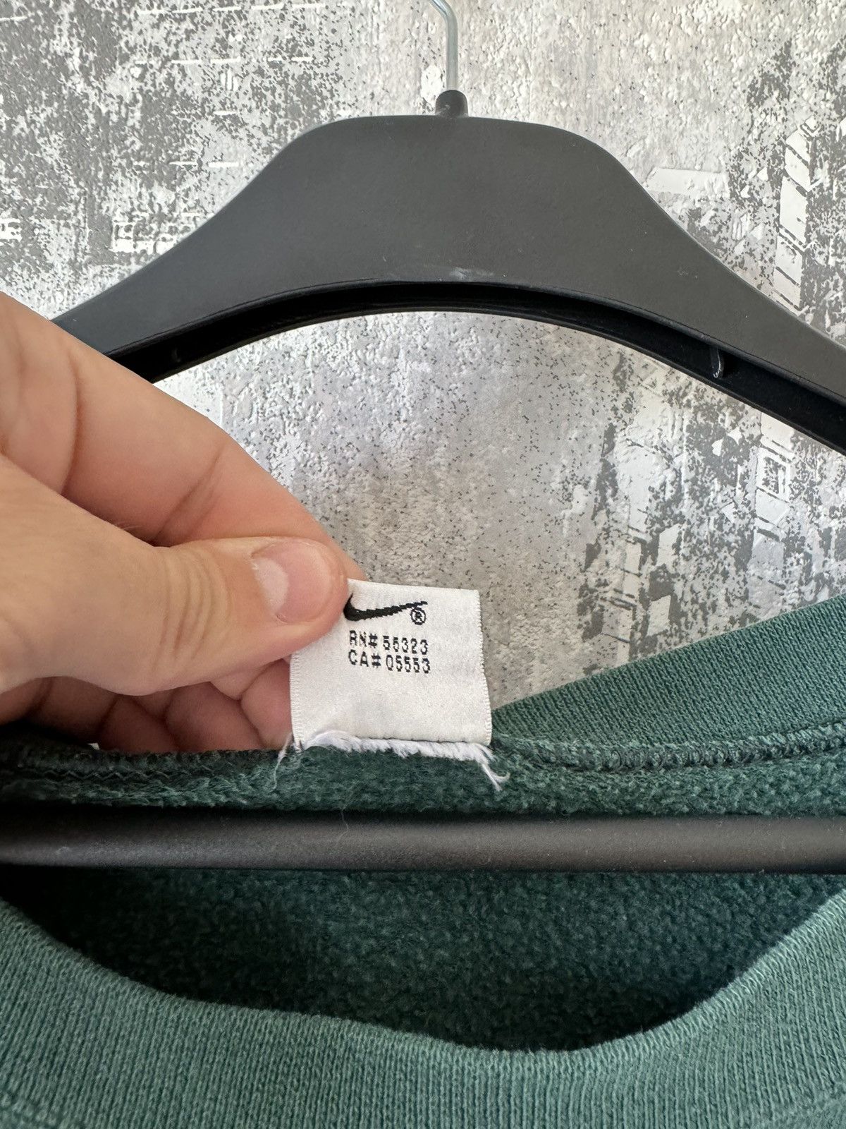 Nike Vintage 90s Nike Crewneck Size US XL / EU 56 / 4 - 6 Thumbnail