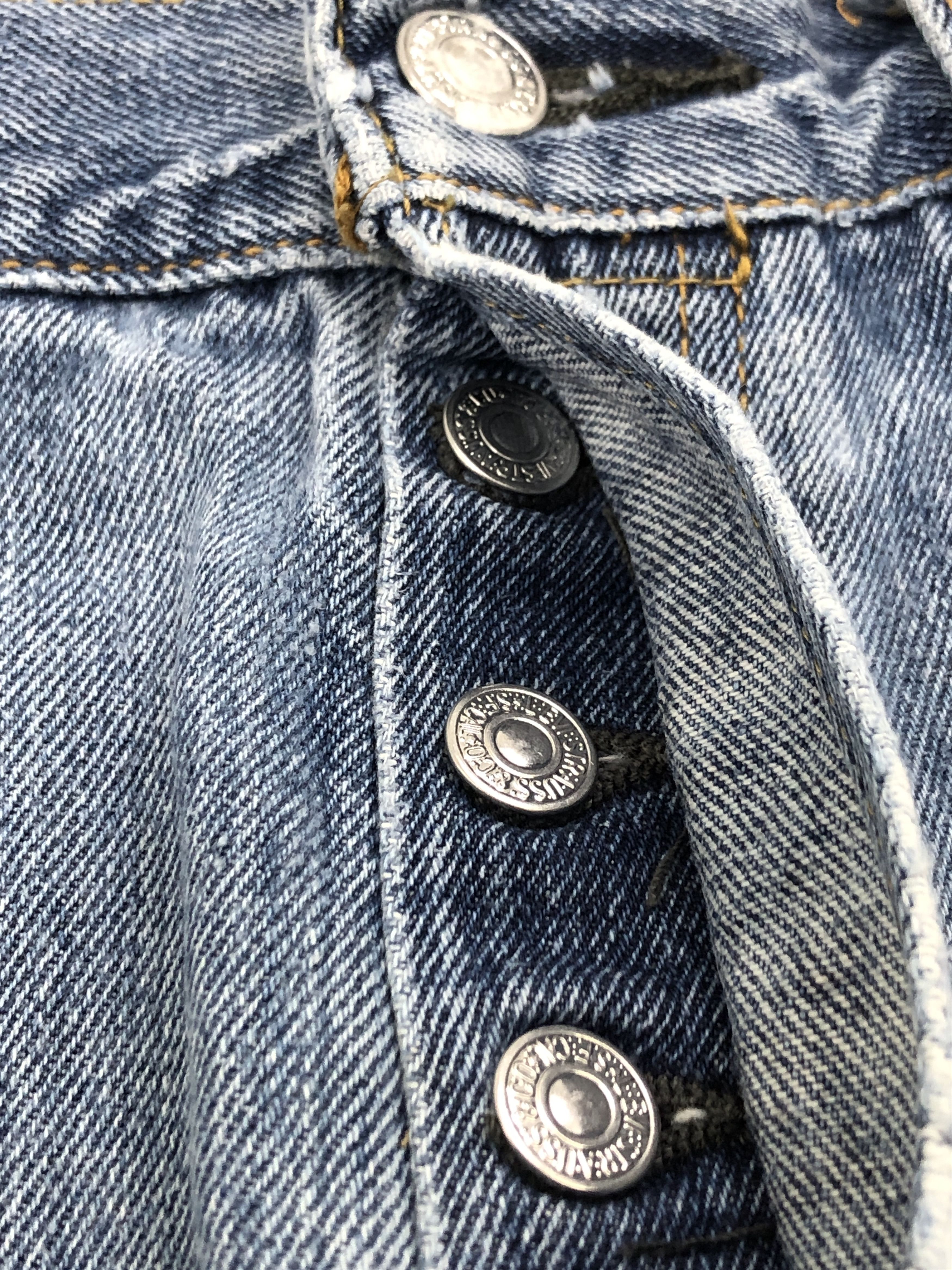 Levi's × Vintage Vintage Levi's 501 Light Blue Denim Jeans Size US 31 - 12 Thumbnail