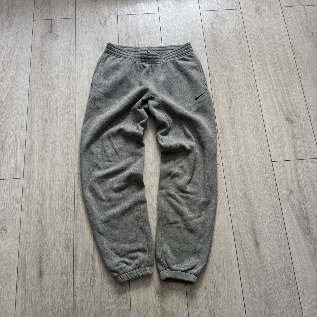 Nike Vintage nike track pants y2k gorpcore sweatpants parachute Size US 32 / EU 48 - 1 Thumbnail