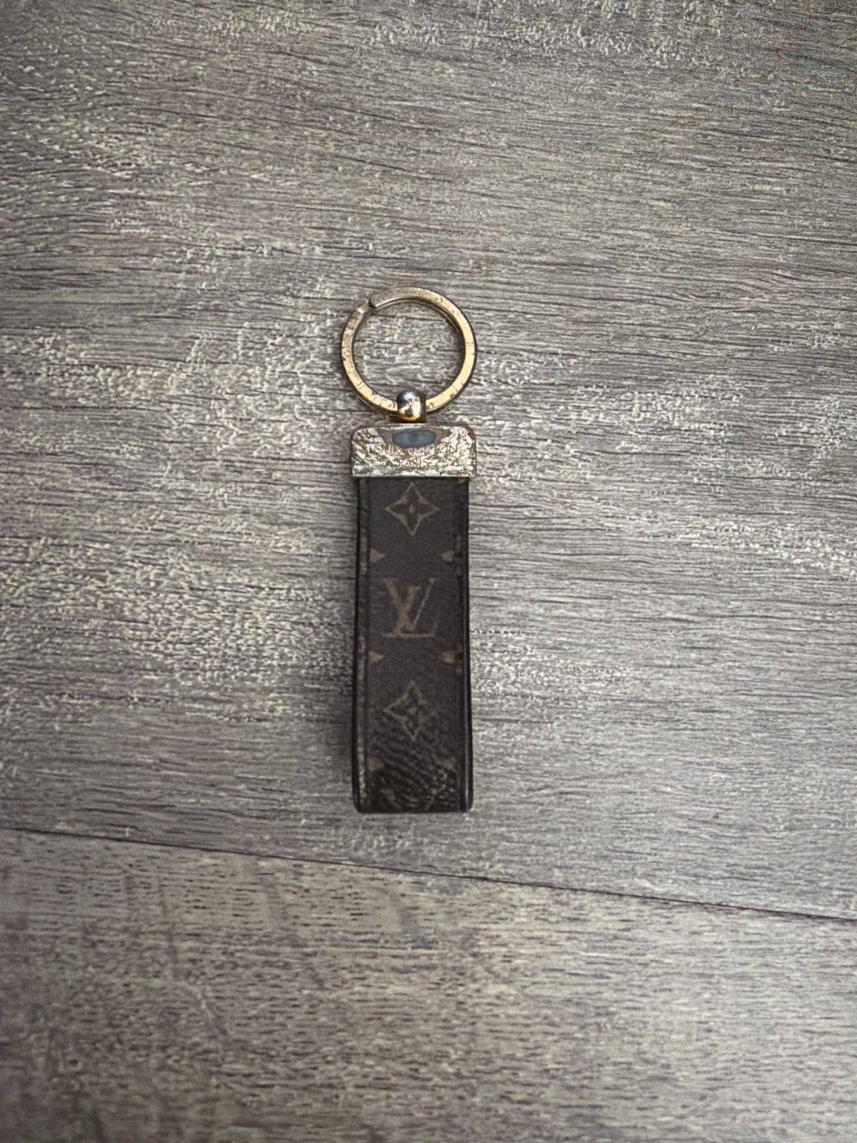 Louis Vuitton Louis Vuitton Monogram Key Fob Size ONE SIZE - 1 Thumbnail