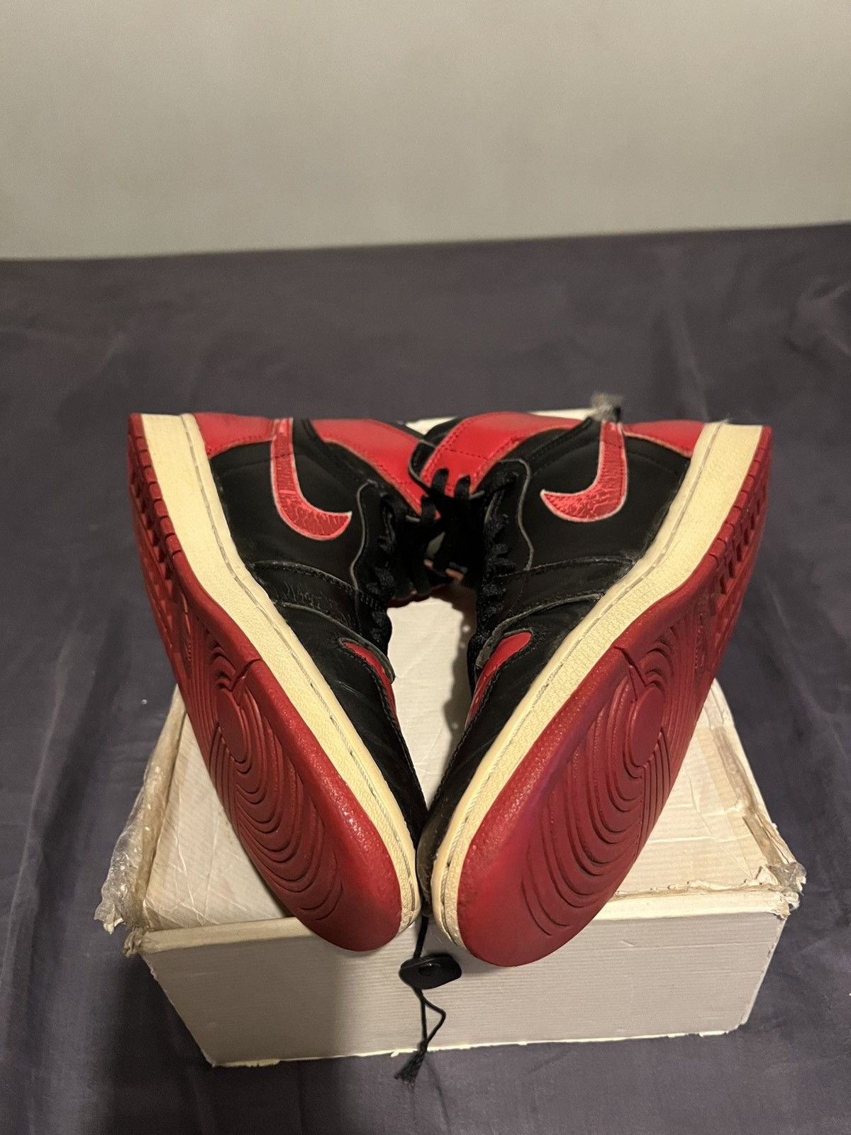 Jordan Brand Nike Air Jordan 1 Bred 1994 size UK 8.5 US 9.5 Size US 9.5 / EU 42-43 - 9 Thumbnail