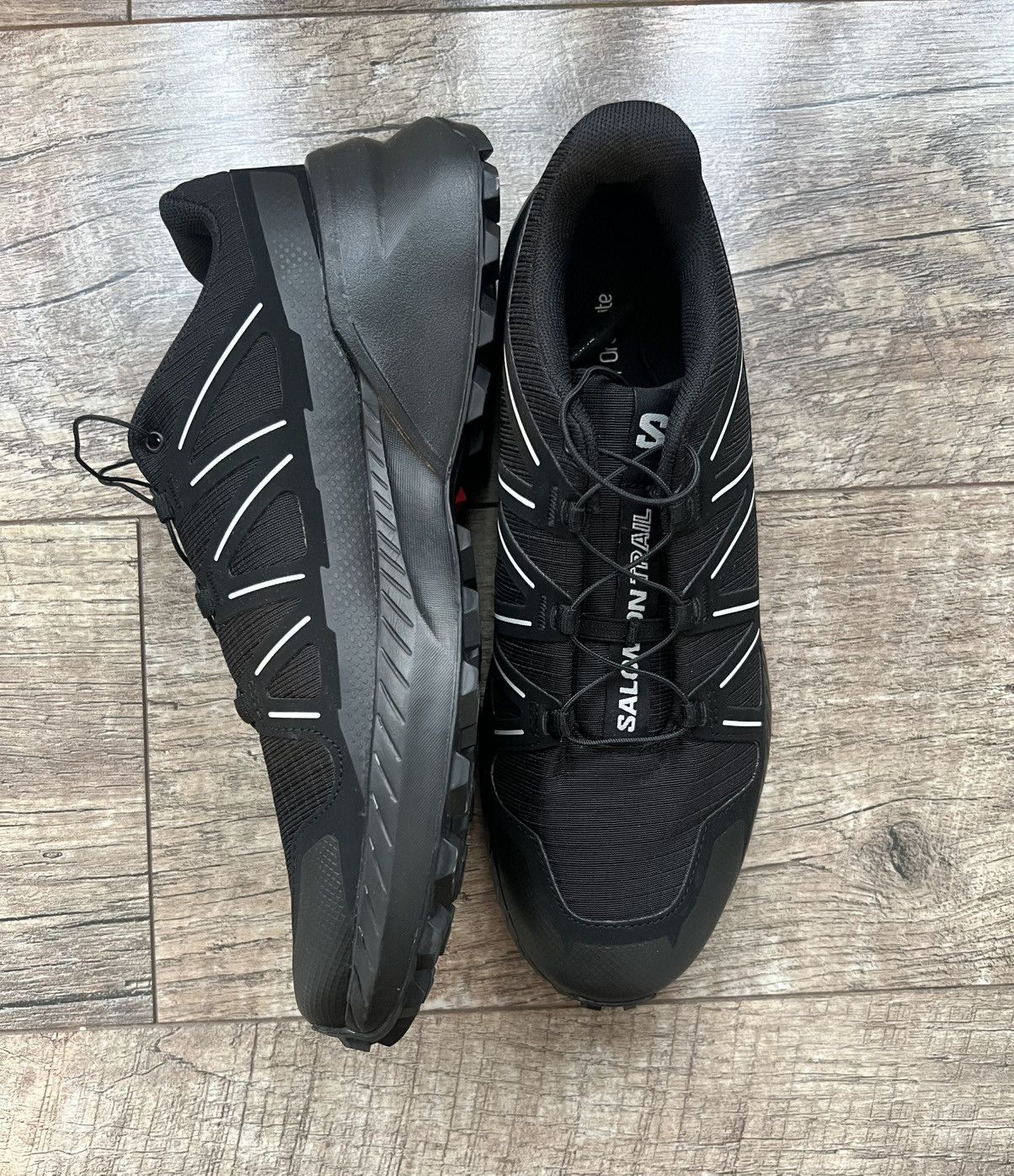 Salomon Salomon black trail running shoes Size US 8.5 / EU 41-42 - 1 Thumbnail