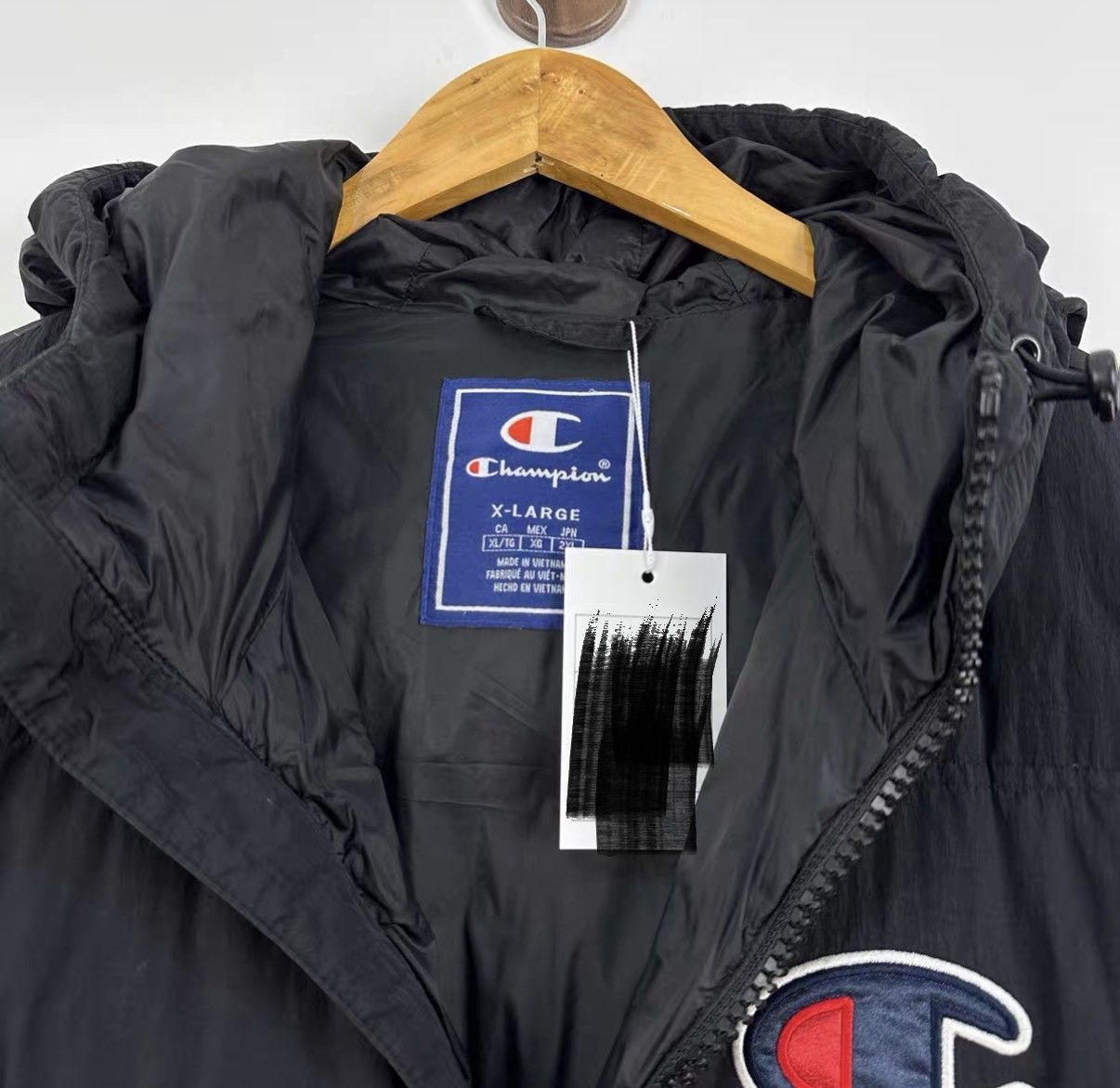 Champion Champion Nylon Down Jacket J42 Size US XL / EU 56 / 4 - 3 Thumbnail