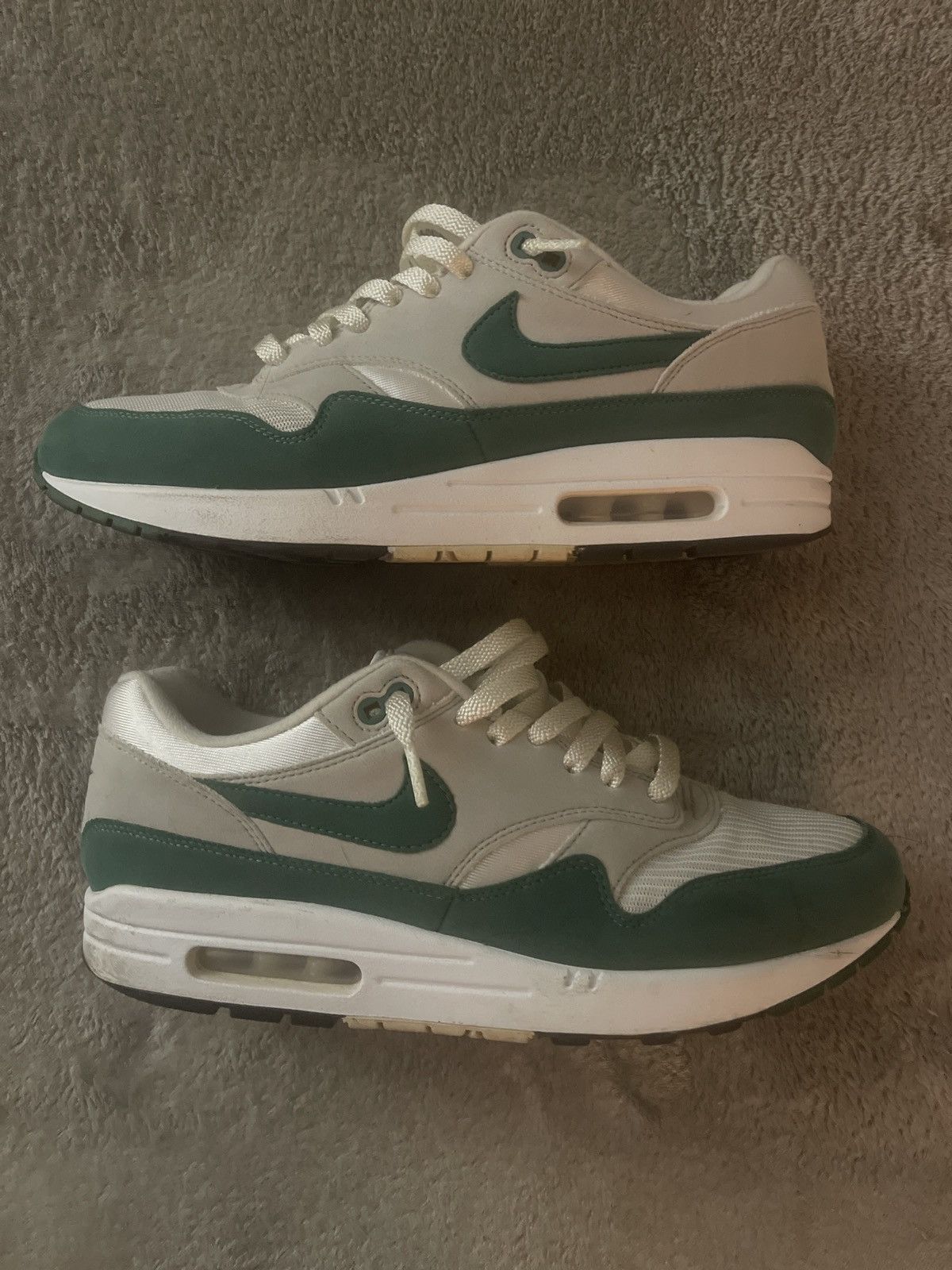 Nike Air Max 1 Evergreen Size US 11.5 / EU 44-45 - 3 Thumbnail