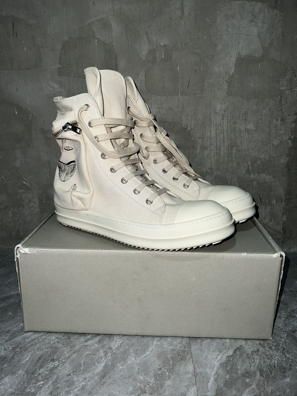 Rick Owens Rick Owens DRKSHDW Cargo Pocket “Face” Ramones High Size US 8 / EU 41 - 1 Thumbnail