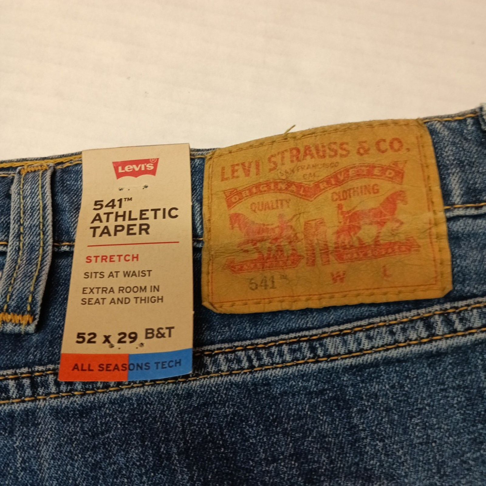 Levi's Levi's 541 Jeans Men's 52x29 Blue Athletic Taper Fit Stretch Size US 44 / EU 60 - 2 Thumbnail