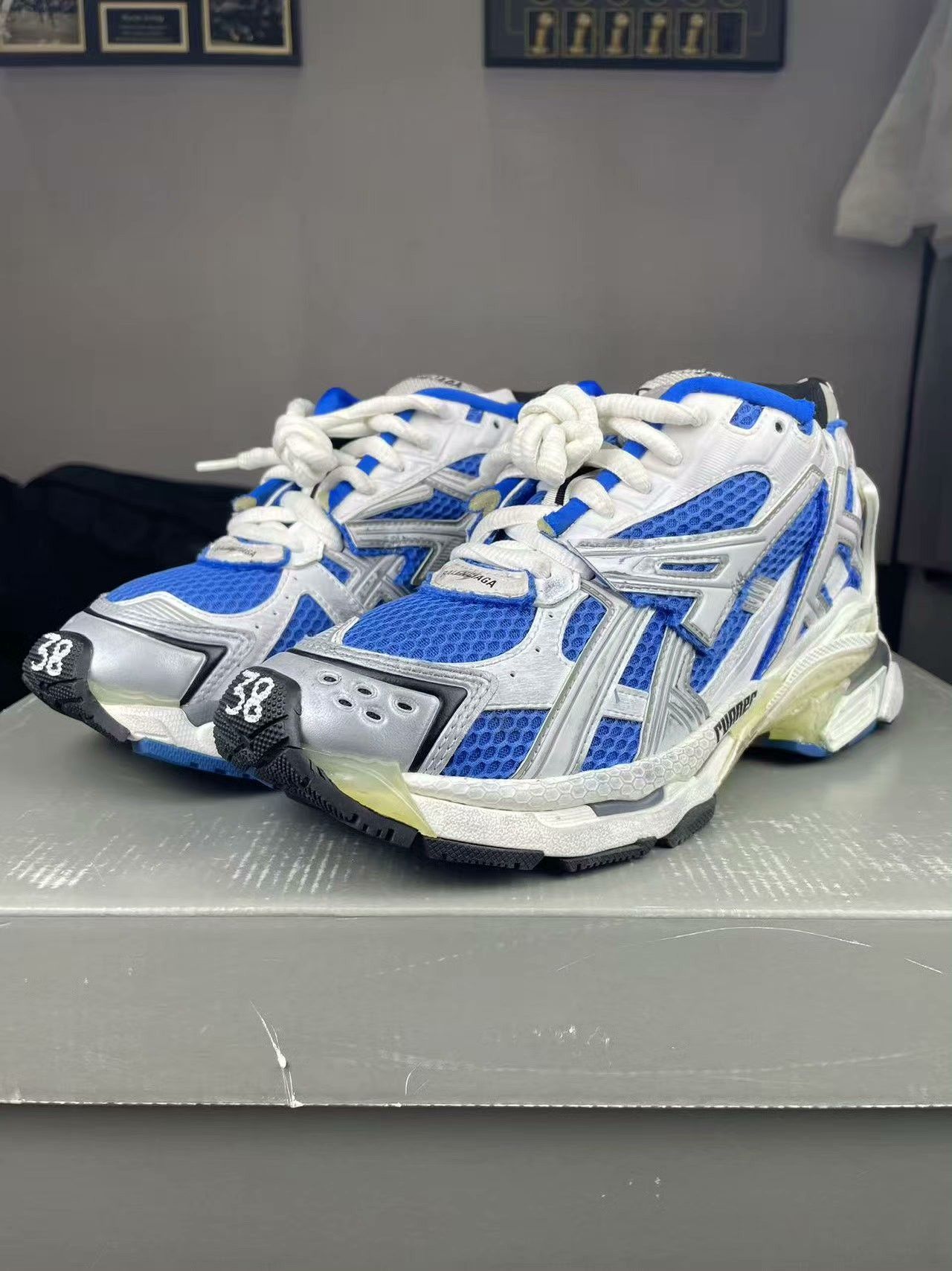 Balenciaga Balenciaga Running Blue Lowtop Sneakers us_7-5 Women Size US 7.5 / IT 37.5 - 1 Thumbnail