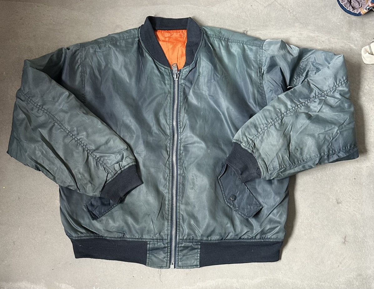 Vintage VINTAGE DISTRESSED JAPAN BOMBER JACKET Size US L / EU 52-54 / 3 - 1 Thumbnail