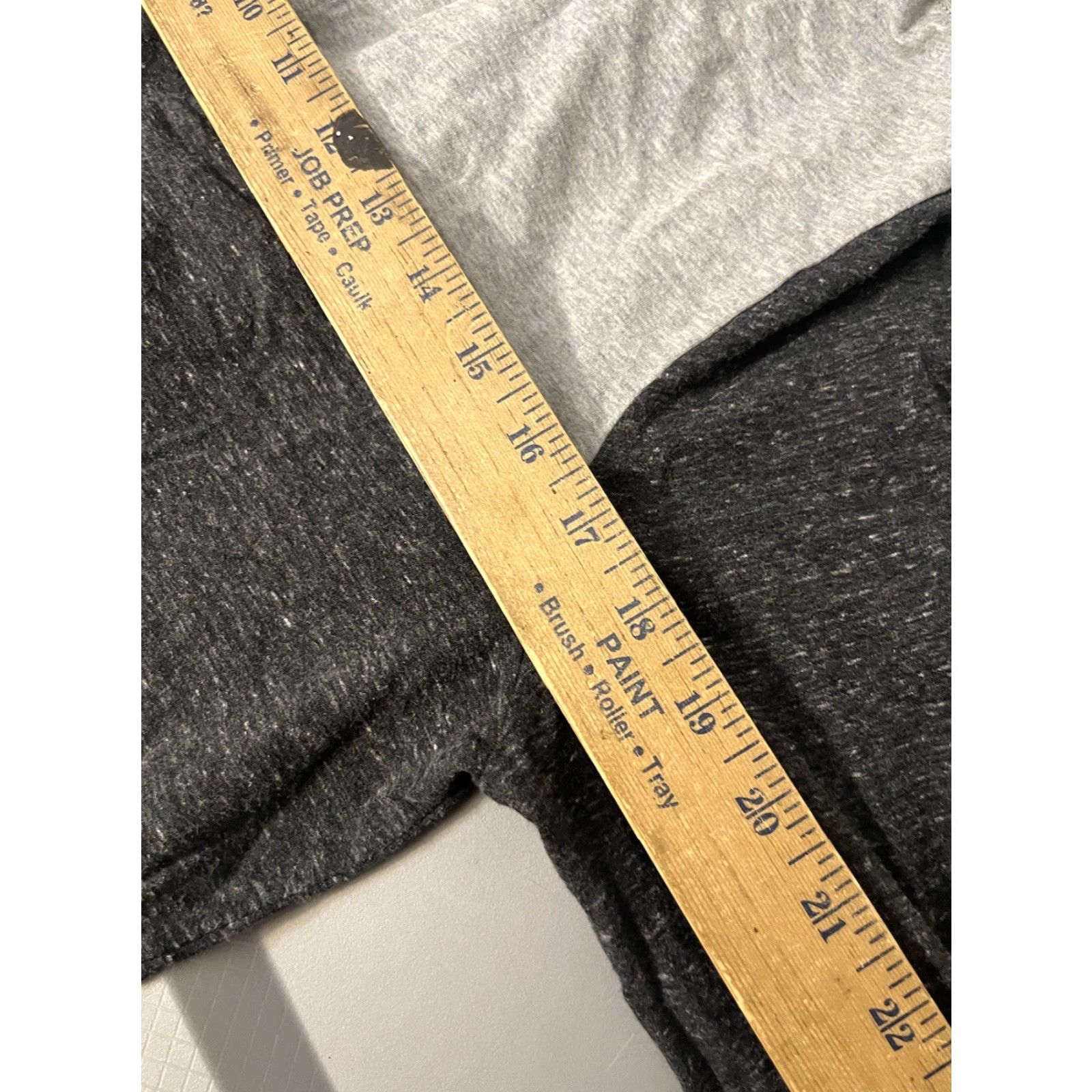 Vintage L.L. Bean Men Long Sleeve T-Shirt Size Large Gray Classic Cotton Modal Spandex All Seasons Size US L / EU 52-54 / 3 - 6 Thumbnail