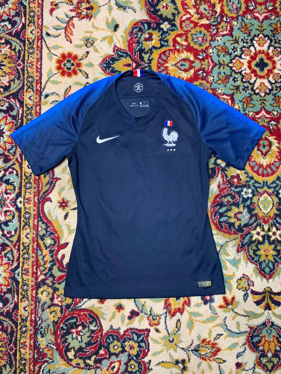 Nike France 2019 national team Soccer Jersey #20 match worn Size US M / EU 48-50 / 2 - 1 Thumbnail