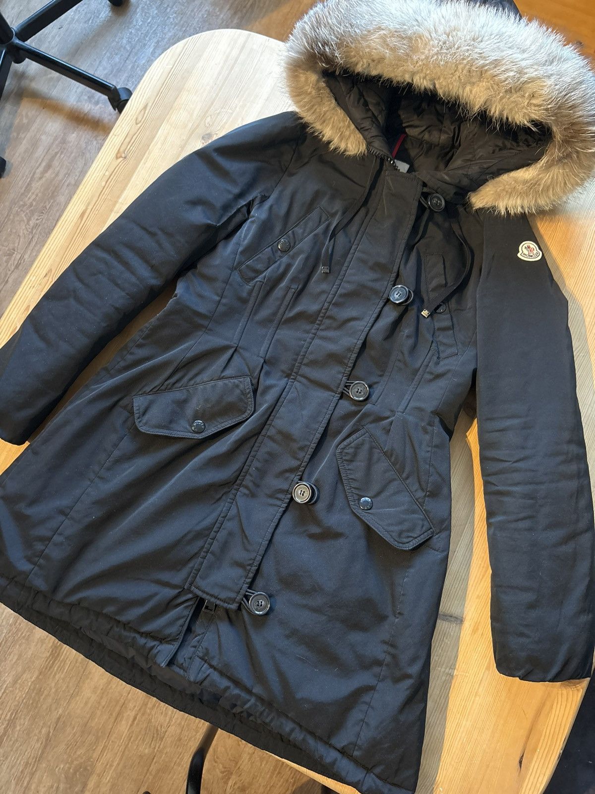 Moncler Moncler Aredhel Furhood Womens Jacket Size M / US 6-8 / IT 42-44 - 5 Thumbnail