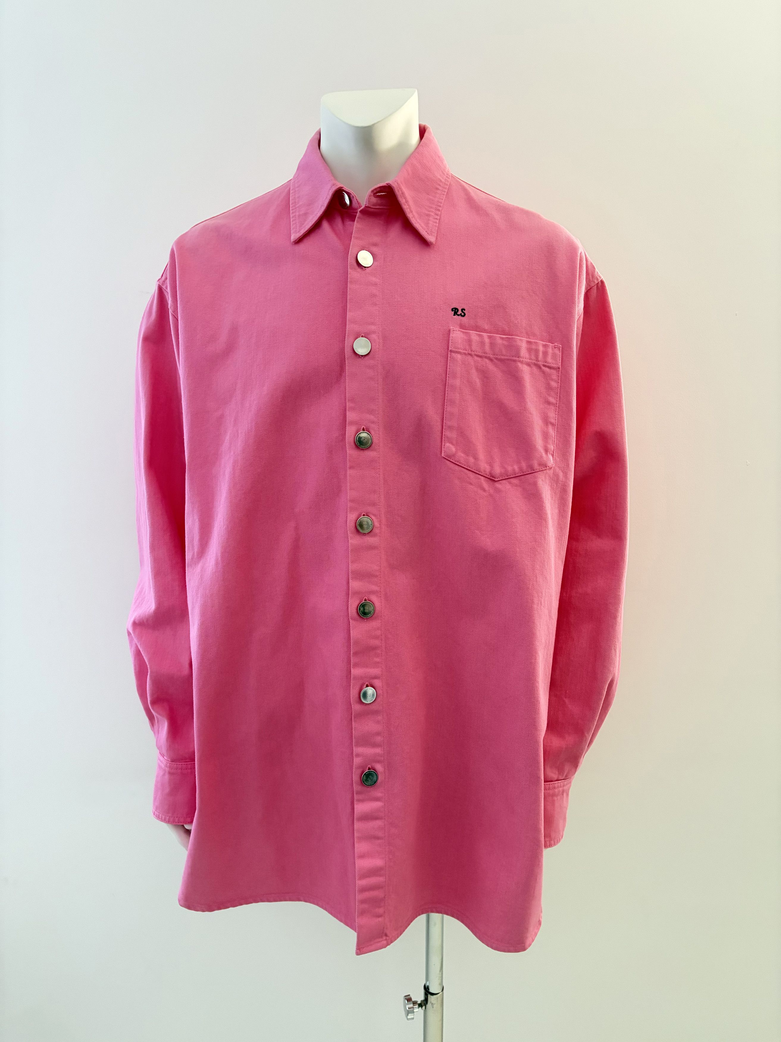 Raf Simons AW21 'Big Fit Denim Shirt' Light Pink Size US L / EU 52-54 / 3 - 1 Thumbnail
