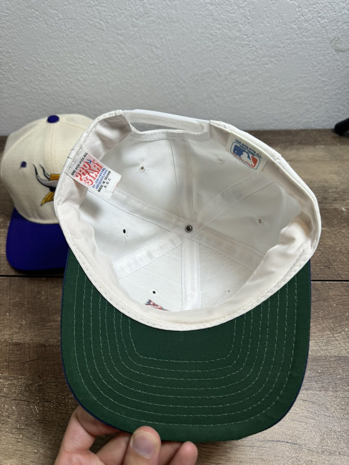 Pro Standard Vintage Pro Star Minnesota Twins SnapBack / 7 1/4 Vikings Size ONE SIZE - 5 Thumbnail