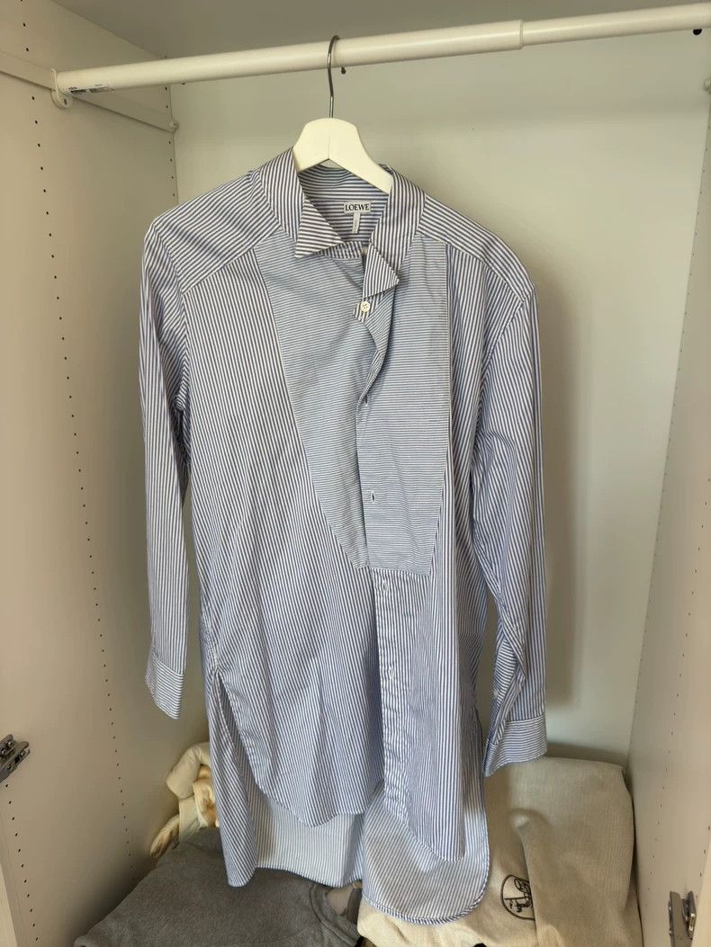 Loewe loewe asymmetrical long shirt in size xs Size US XS / EU 42 / 0 - 1 Thumbnail