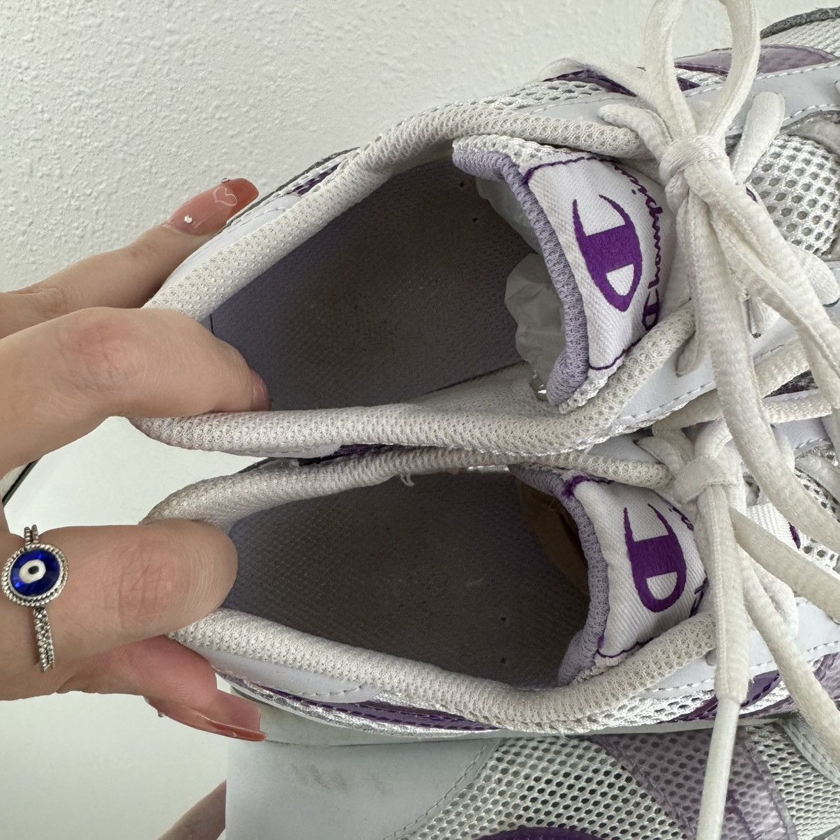 Champion CHAMPION Vintage Y2K White Purple Leather Track Sneakers Size US 7 / IT 37 - 11 Thumbnail