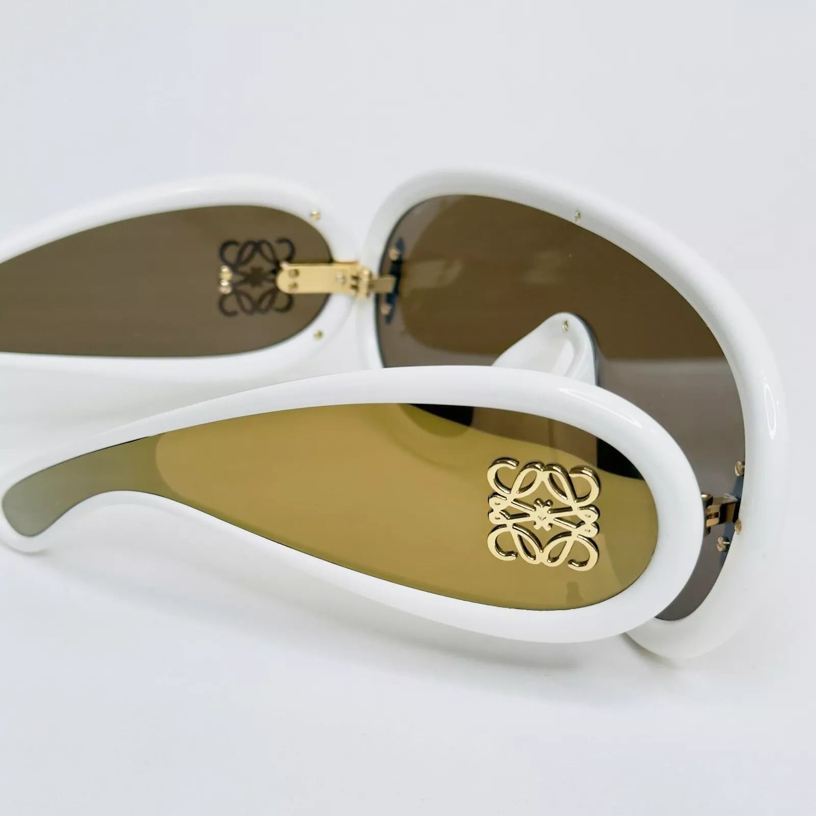 Loewe LOEWE ANAGRAM PAULA IBIZA Aviator LW40108I 40108 Sunglass Size ONE SIZE - 4 Thumbnail