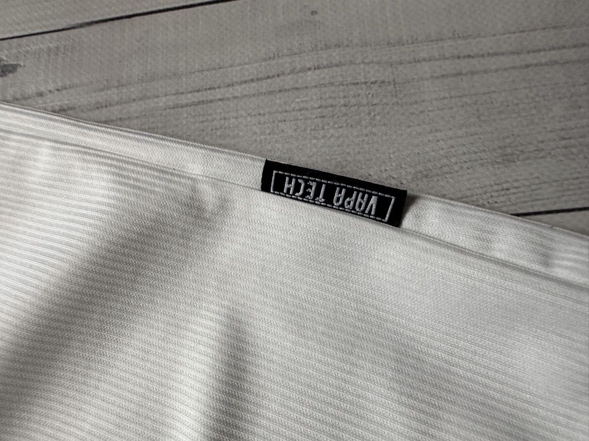 Chelsea Soccer × Umbro × Vintage Vintage Umbro Chelsea soccer jersey white rare L logo Size US M / EU 48-50 / 2 - 4 Thumbnail