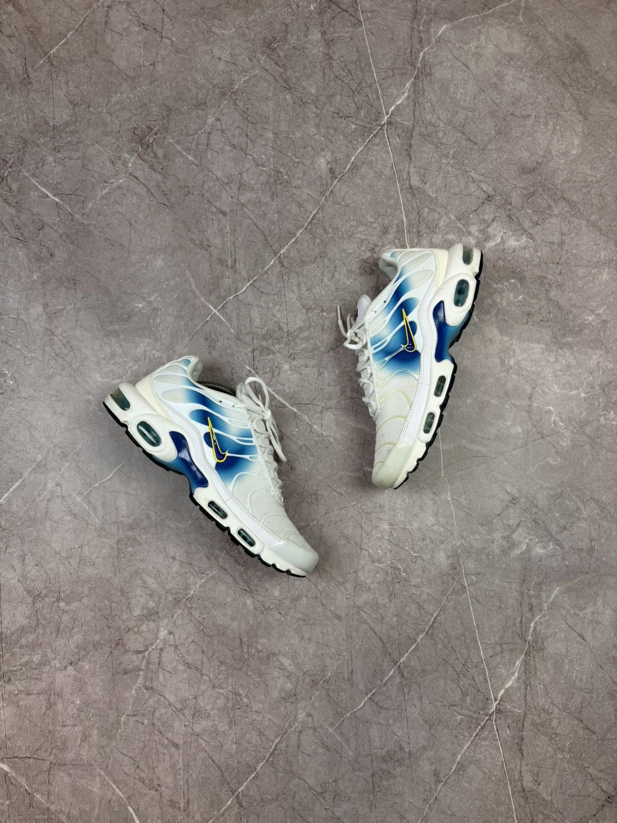Nike Nike Air Max Plus TN "White Blue Gradient" / Yellow Swoosh Size US 11 / EU 44 - 1 Thumbnail