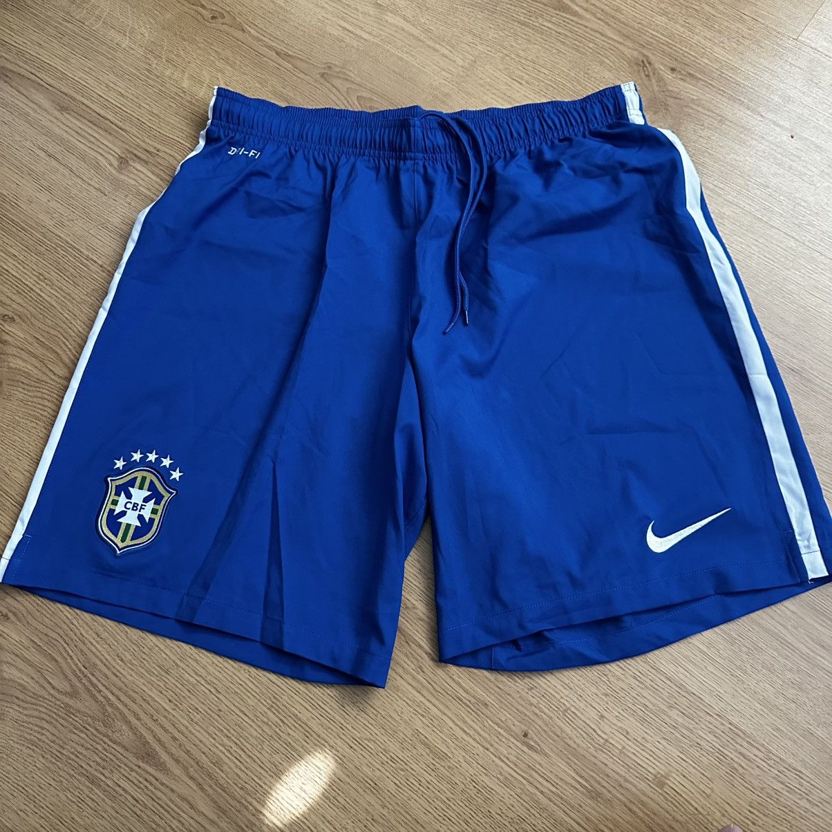 Nike × Vintage Brazil Home Football Shorts Nike Size US 35 - 1 Thumbnail