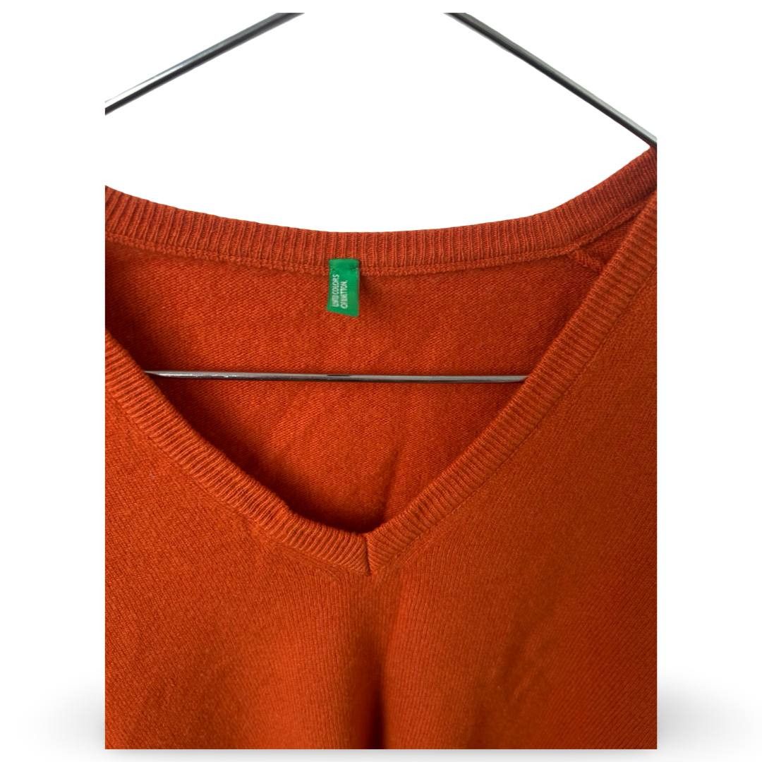 United Colors Of Benetton Benetton wool v neck sweater #157 Size M / US 6-8 / IT 42-44 - 2 Thumbnail