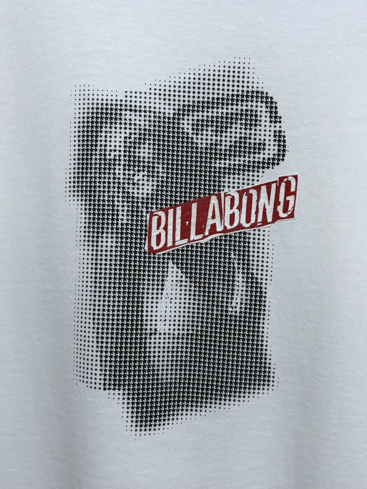 POP MAGAZINE 2000's Billabong Surfer - Lilliana Bowrey Model T-Shirt Size US M / EU 48-50 / 2 - 5 Thumbnail
