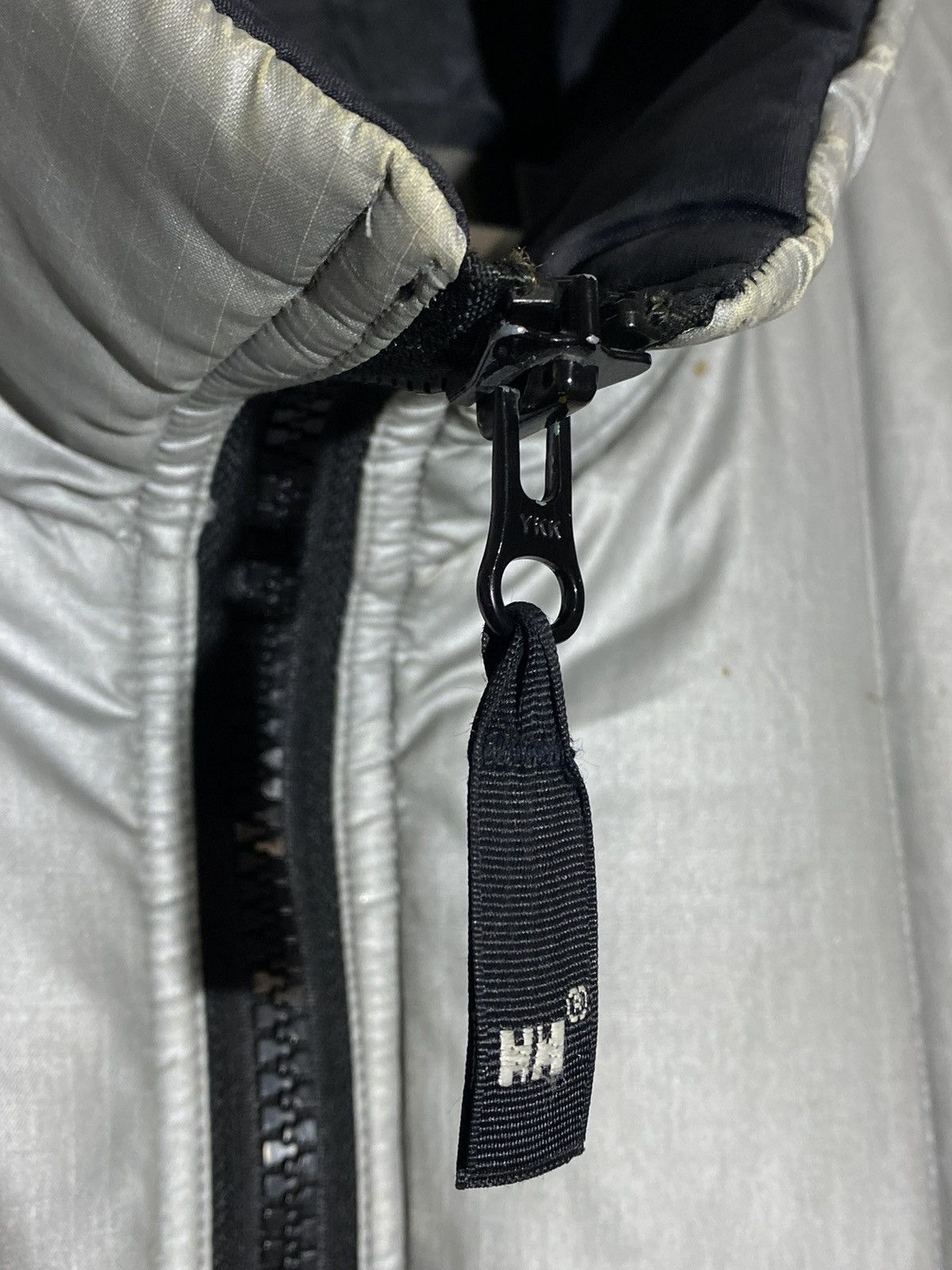 Helly Hansen Vintage 90s Helly Hansen Y2K streetwear style down jacket Size US S / EU 44-46 / 1 - 12 Thumbnail