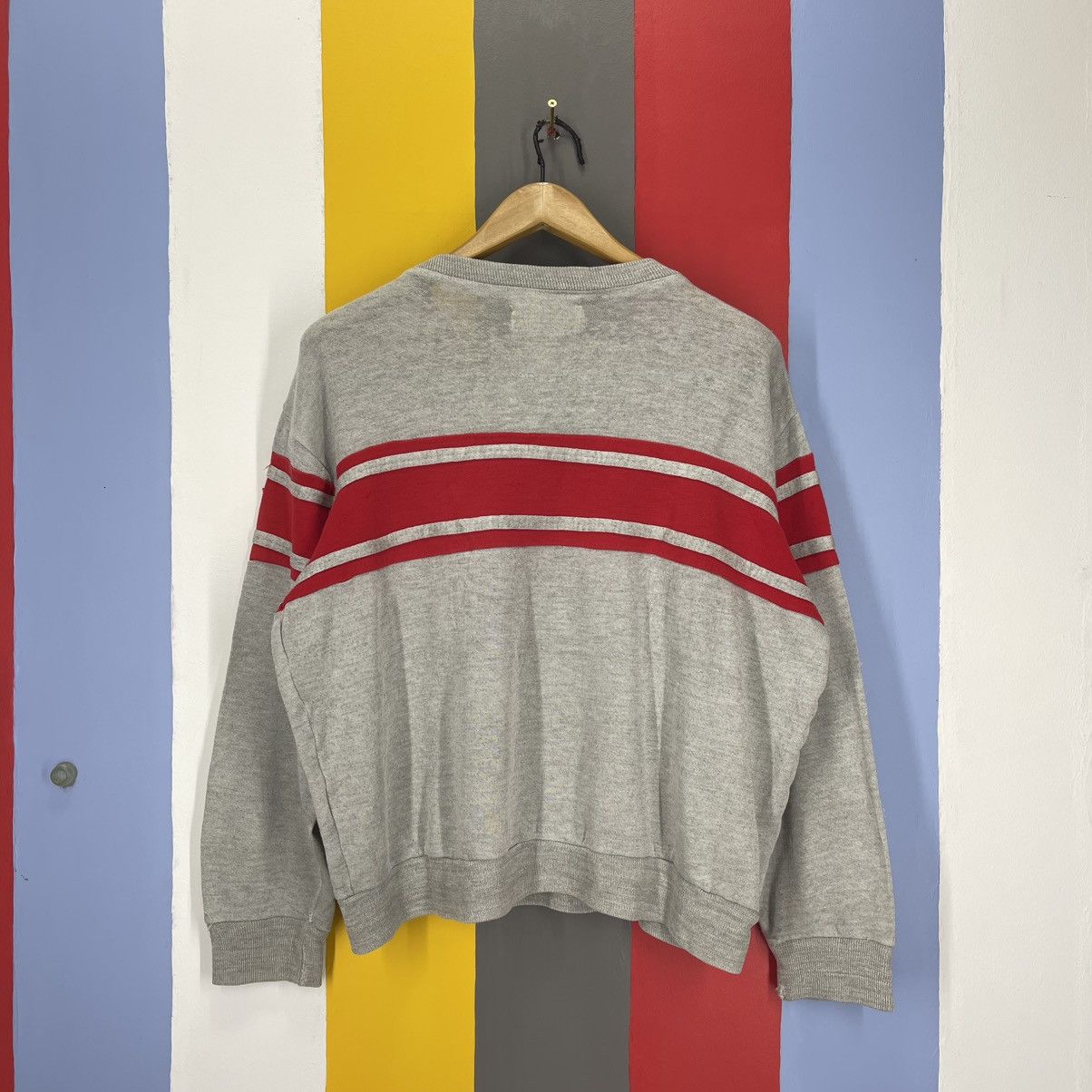 Vintage 90s Vintage WILSON Crew Neck Sweatshirt #1985/13 Size US L / EU 52-54 / 3 - 10 Thumbnail