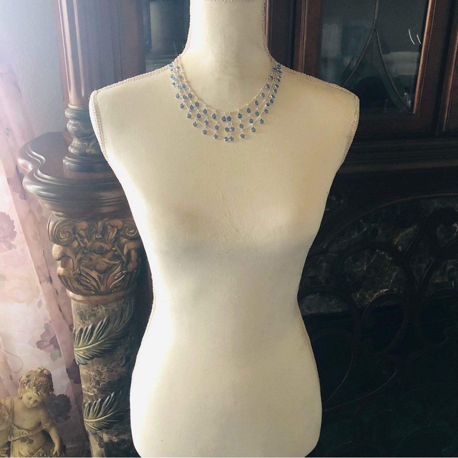 Anne Klein Vintage Anne Klein lion triple strand blue crystal necklace Size ONE SIZE - 6 Thumbnail