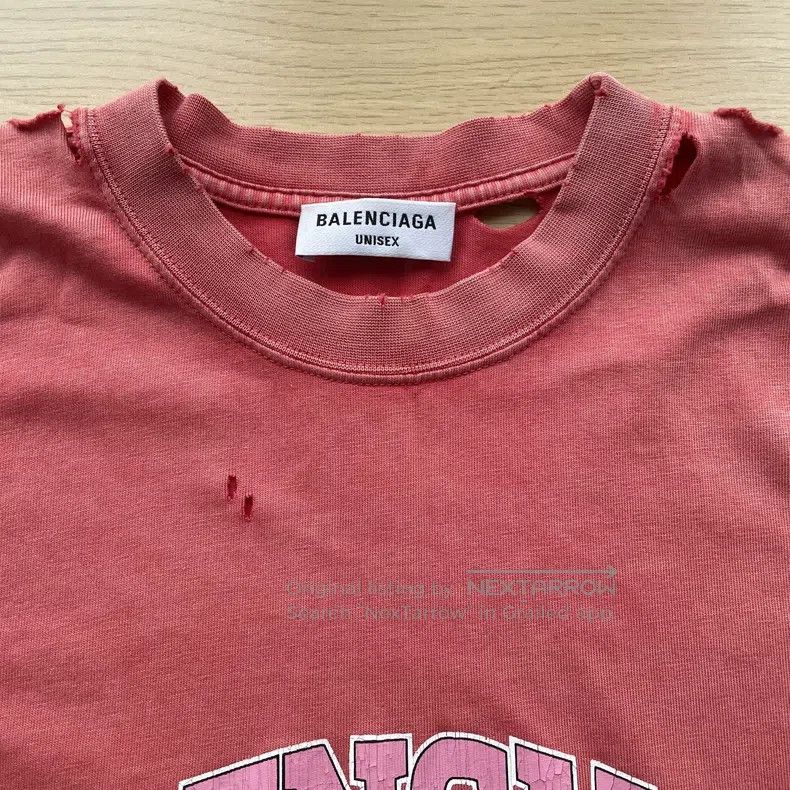 Balenciaga Balenciaga Printed Cracked Hole Distressed Washed T-Shirt Size US S / EU 44-46 / 1 - 4 Thumbnail