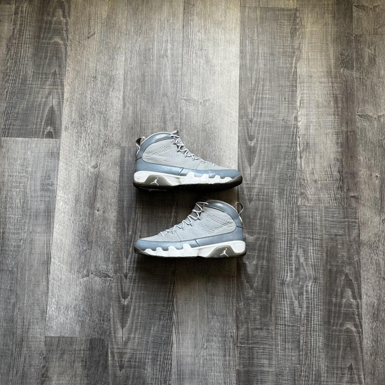 Nike NIKE • JORDAN 9 Retro "2012 Cool Grey" (12M) Size US 12 / EU 45 - 1 Thumbnail