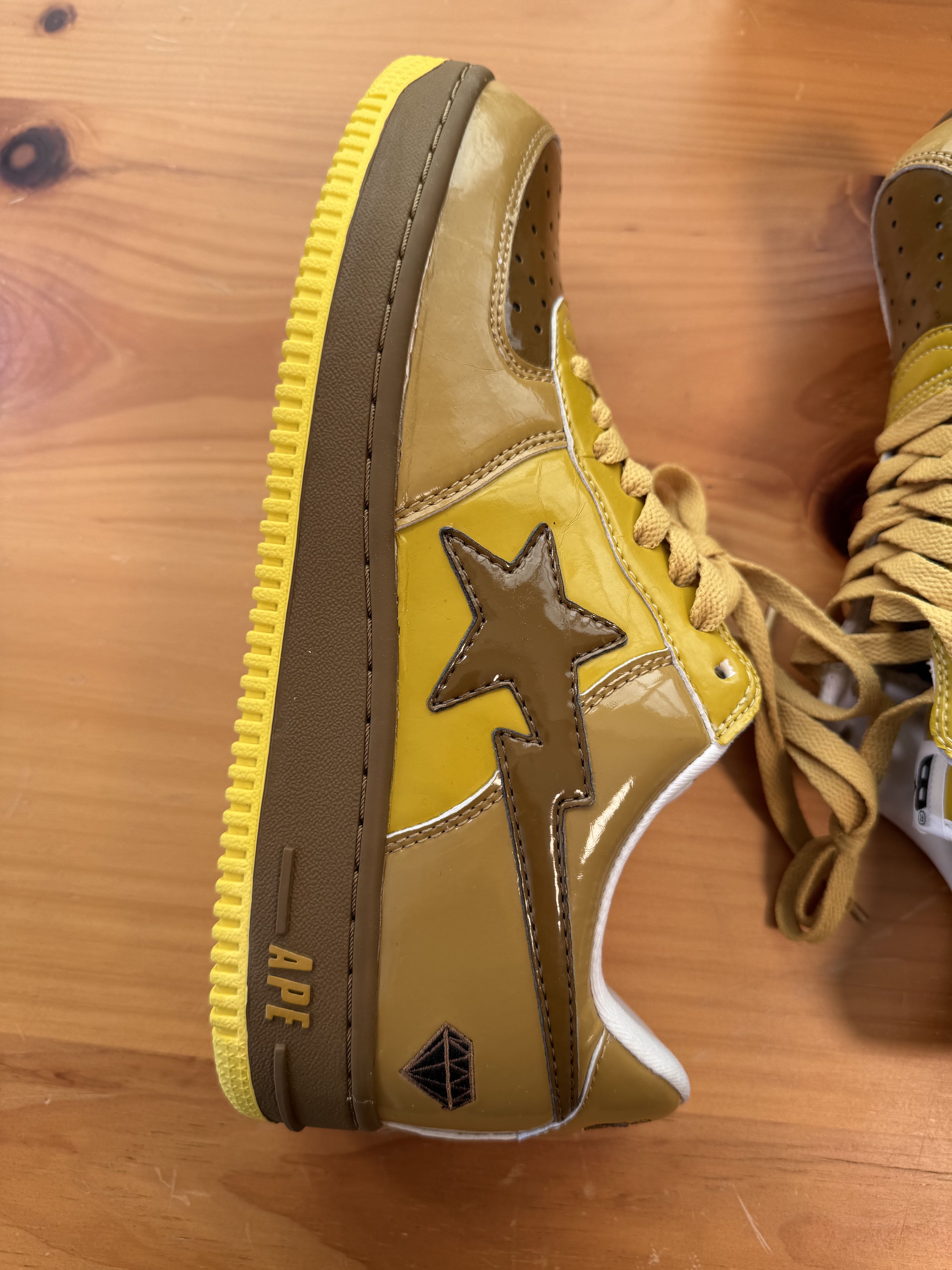 Bape Bape Gold Card Member FS 2008 Size US 9 / EU 42 - 4 Thumbnail