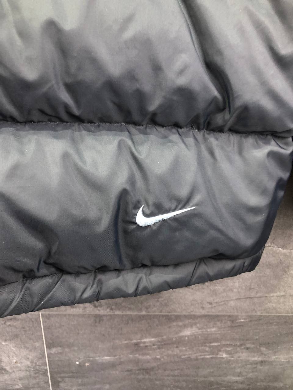 Vintage Vintage Black Down Puffer Nike Oregon USA Jacket Size US L / EU 52-54 / 3 - 15 Thumbnail
