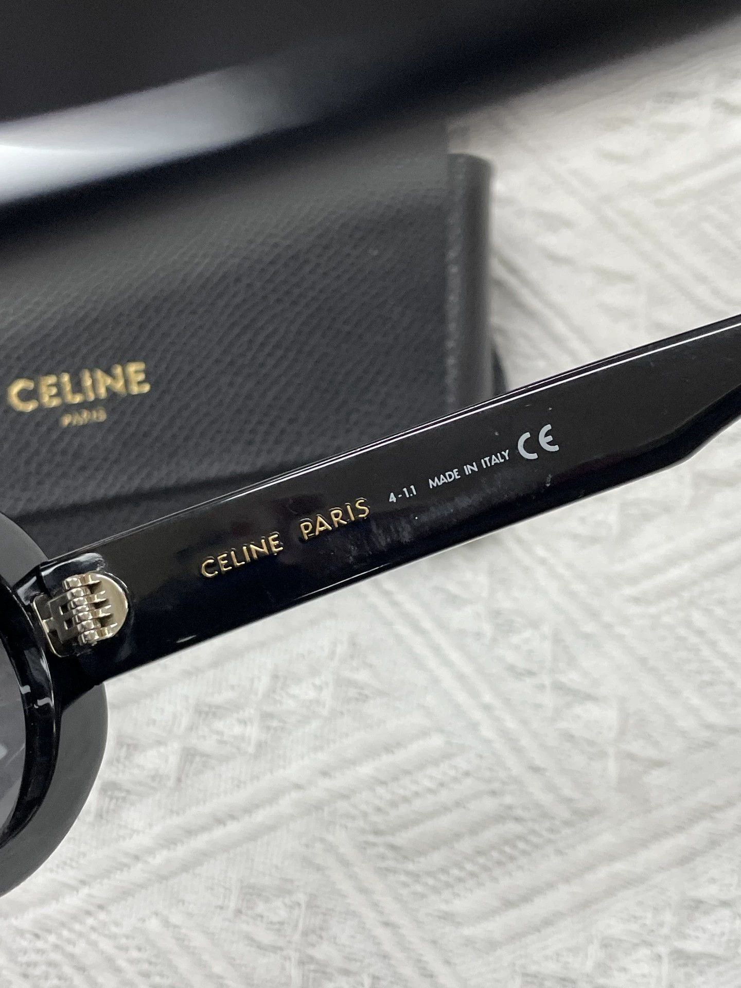Celine Celine Triomphe Sunglasses with Case Size ONE SIZE - 3 Thumbnail