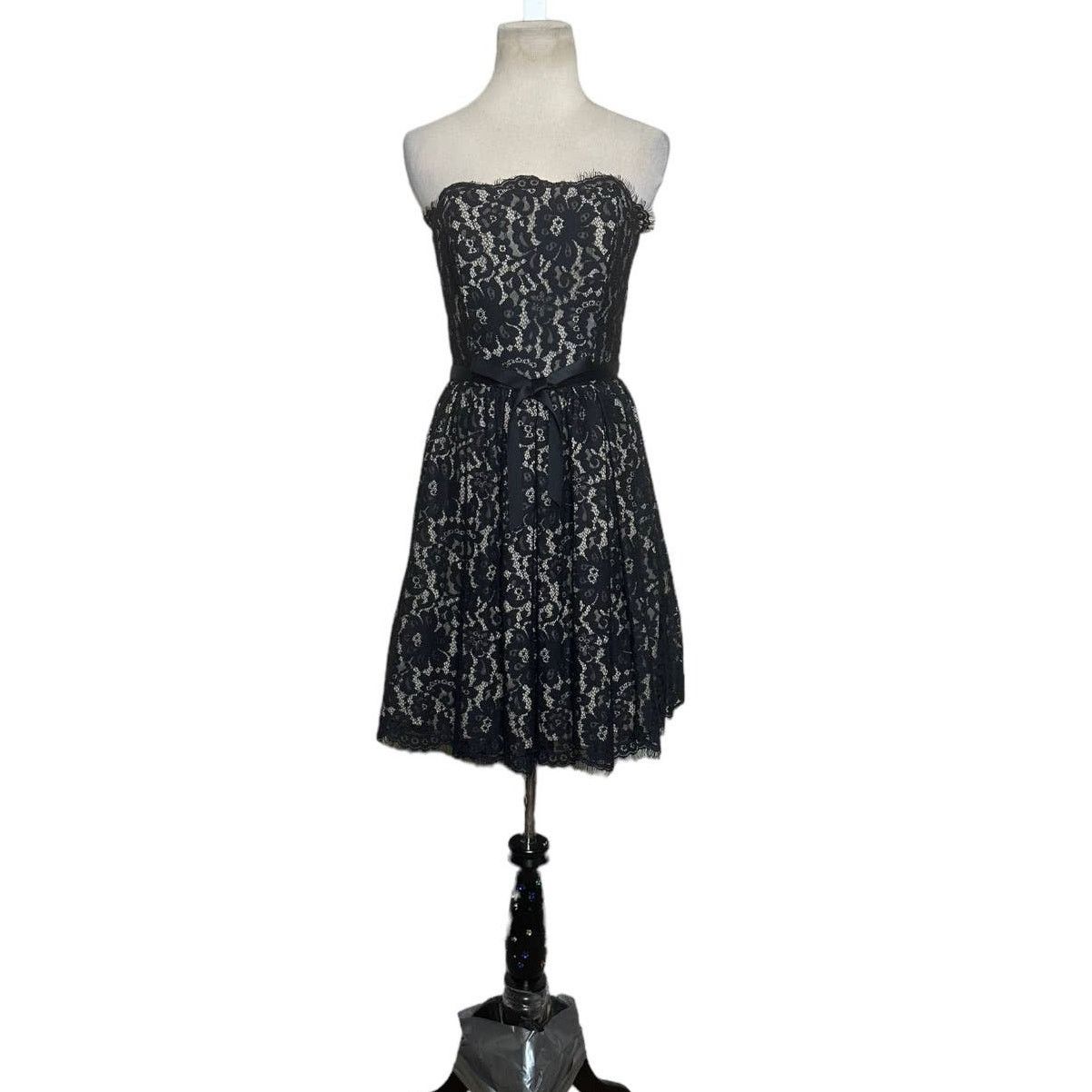 Robert Rodriguez Robert Rodriguez Lace Strapless Party Cocktail Dress Size 6 Size M / US 6-8 / IT 42-44 - 1 Thumbnail