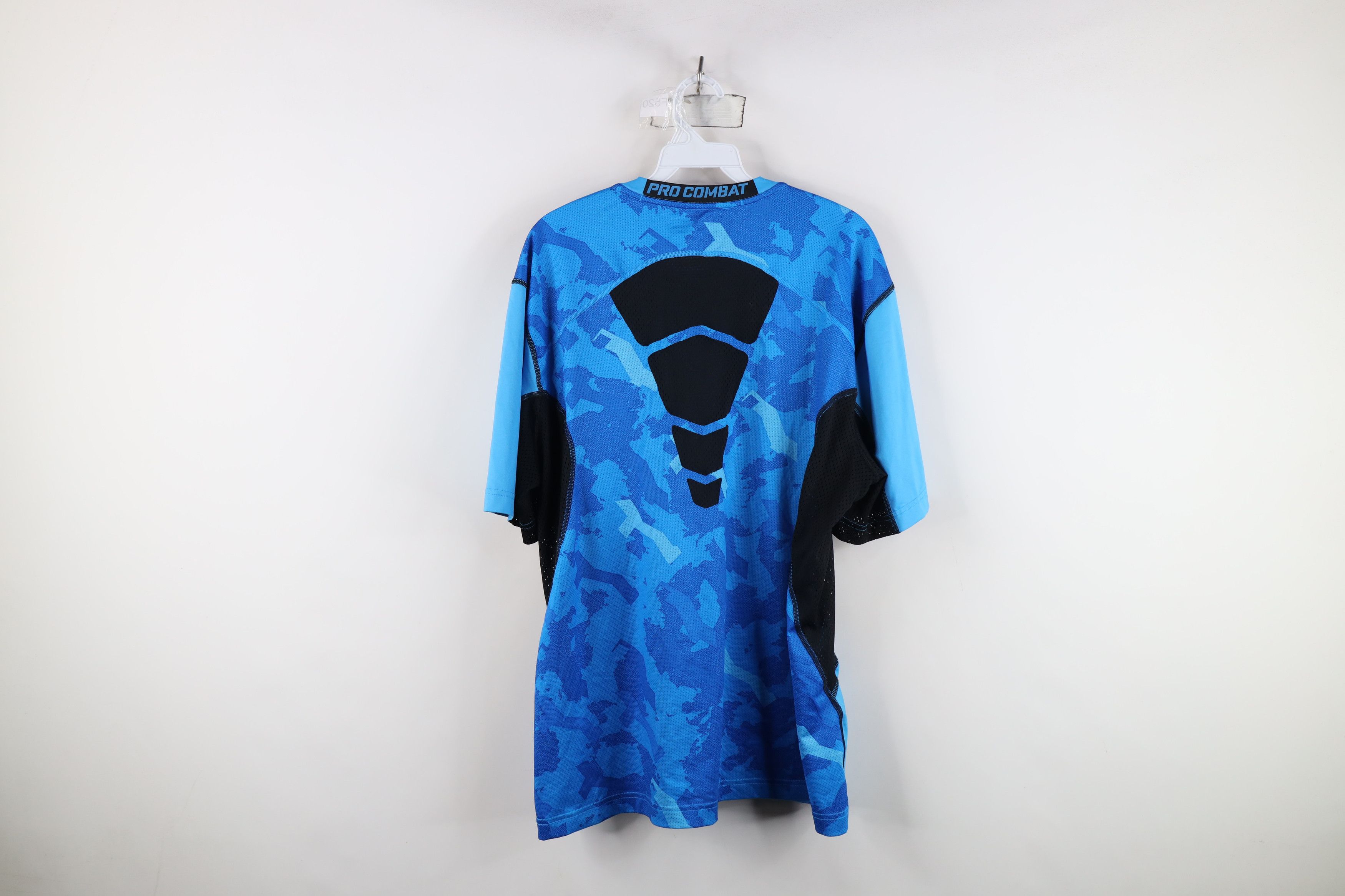 Nike Nike Pro Combat Fitted Camouflage Training T-Shirt Blue Size US XL / EU 56 / 4 - 13 Thumbnail