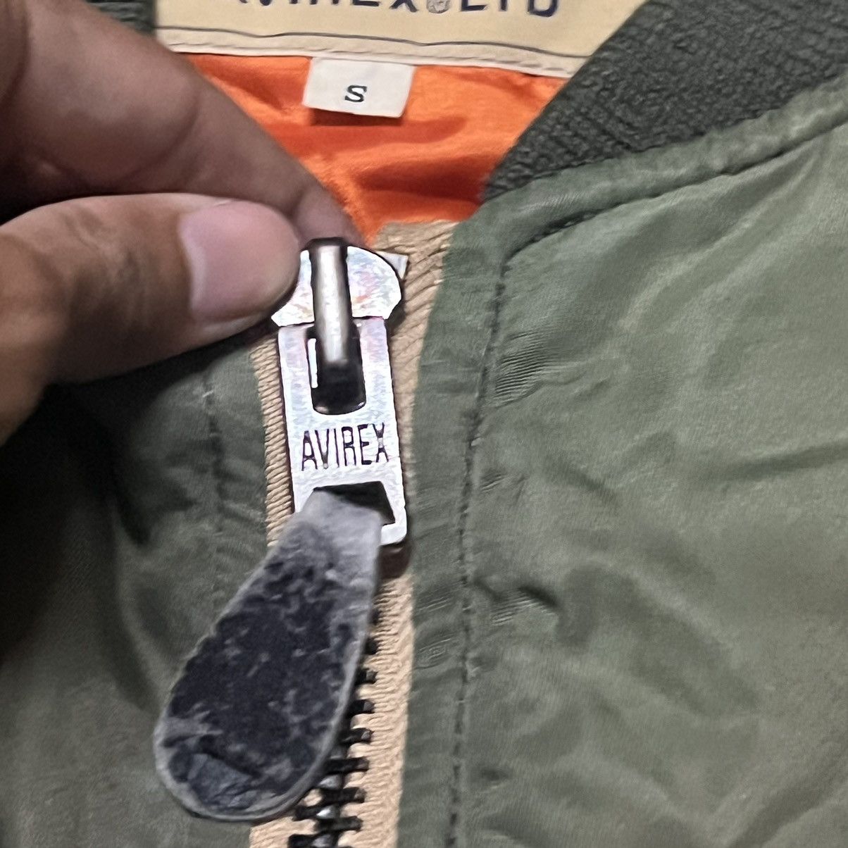 Avirex Avirex Bomber Jacket Full Patches Distressed Style Size US S / EU 44-46 / 1 - 8 Thumbnail